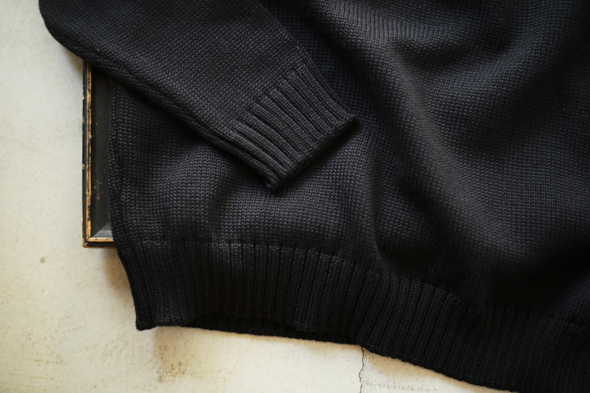 ZANONE (ザノーネ) Crew Neck Sweater (クルーネック セーター) VIRGIN WOOL 100% ミドルゲージ ウールニット セーター BLACK (ブラック・Z0015)  made in italy (イタリア製) 2018 秋冬新作 zanone 愛知 名古屋 Alto e Diritto アルト エ デリット alto e diritto アルトエデリット