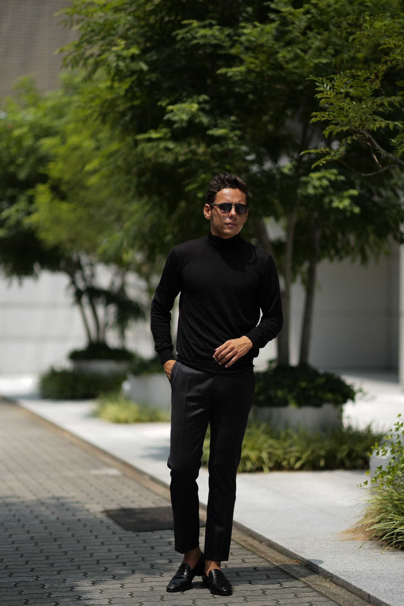 Cruciani (クルチアーニ) Silk Cashmere Turtle Neck Sweater (シルクカシミヤ タートルネック セーター) ハイゲージ シルクカシミヤニット セーター BLACK (ブラック・NERO) made in italy (イタリア製) 2018 秋冬新作 cruciani silkcashmere タートルネック カシミアタートル　カシミヤタートル 愛知 名古屋 Alto e Diritto アルト エ デリット alto e diritto アルトエデリット altoediritto