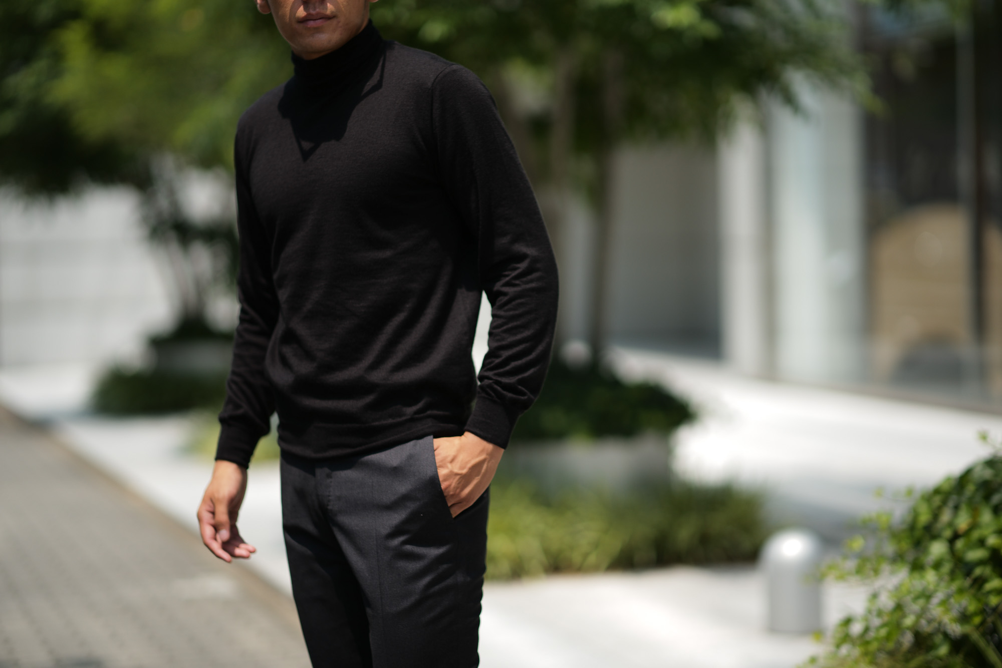 Cruciani (クルチアーニ) Silk Cashmere Turtle Neck Sweater (シルクカシミヤ タートルネック セーター) ハイゲージ シルクカシミヤニット セーター BLACK (ブラック・NERO) made in italy (イタリア製) 2018 秋冬新作 cruciani silkcashmere タートルネック カシミアタートル　カシミヤタートル 愛知 名古屋 Alto e Diritto アルト エ デリット alto e diritto アルトエデリット altoediritto