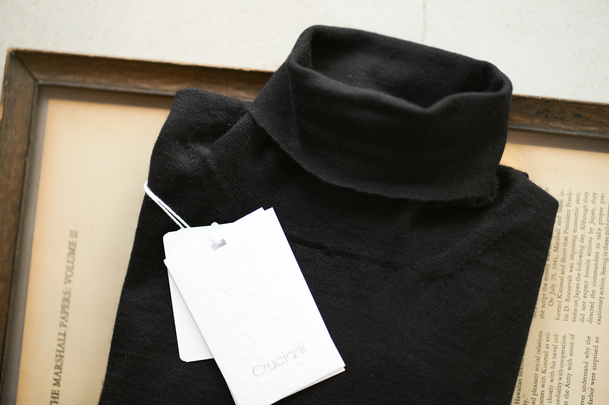 Cruciani (クルチアーニ) Silk Cashmere Turtle Neck Sweater (シルクカシミヤ タートルネック セーター) ハイゲージ シルクカシミヤニット セーター BLACK (ブラック・NERO) made in italy (イタリア製) 2018 秋冬新作 cruciani silkcashmere タートルネック カシミアタートル　カシミヤタートル 愛知 名古屋 Alto e Diritto アルト エ デリット alto e diritto アルトエデリット altoediritto