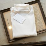 Cruciani (クルチアーニ) Silk Cashmere Turtle Neck Sweater (シルクカシミヤ タートルネック セーター) ハイゲージ シルクカシミヤニット セーター OFF WHITE (オフホワイト・120A) made in italy (イタリア製) 2018 秋冬新作のイメージ