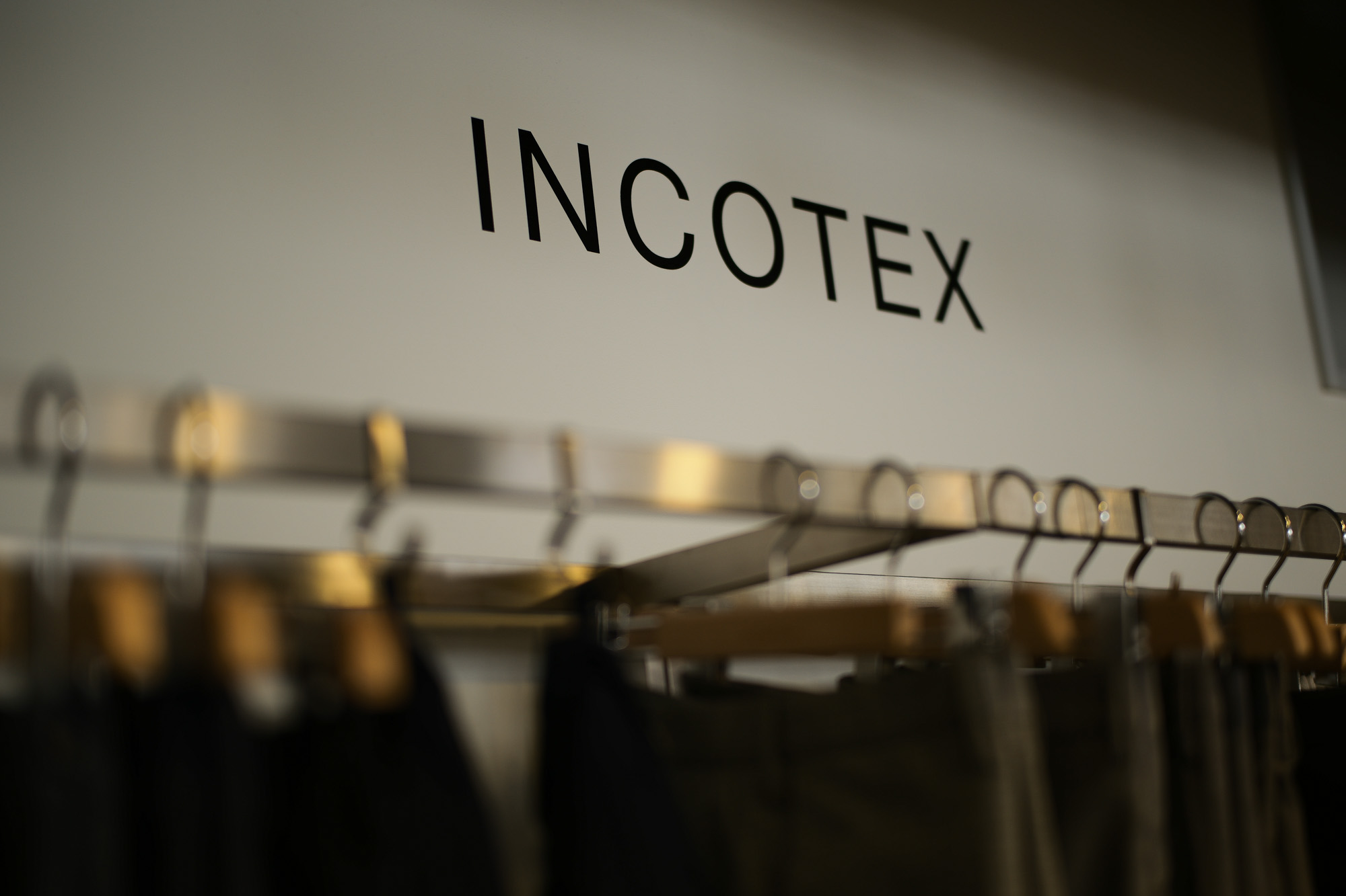 INCOTEX・INCOTEX SLACKS  / インコテックス・インコテックススラックス　(2019 春夏 メイン展示会) チノパンツ スラックス デニムパンツ incotex incotexslacks incotexcinque 春物 夏物 愛知 名古屋 Alto e Diritto アルト エ デリット ウールスラックス ストレッチウール ビジネス カジュアル パンツ グレスラ alto e diritto アルトエデリット altoediritto