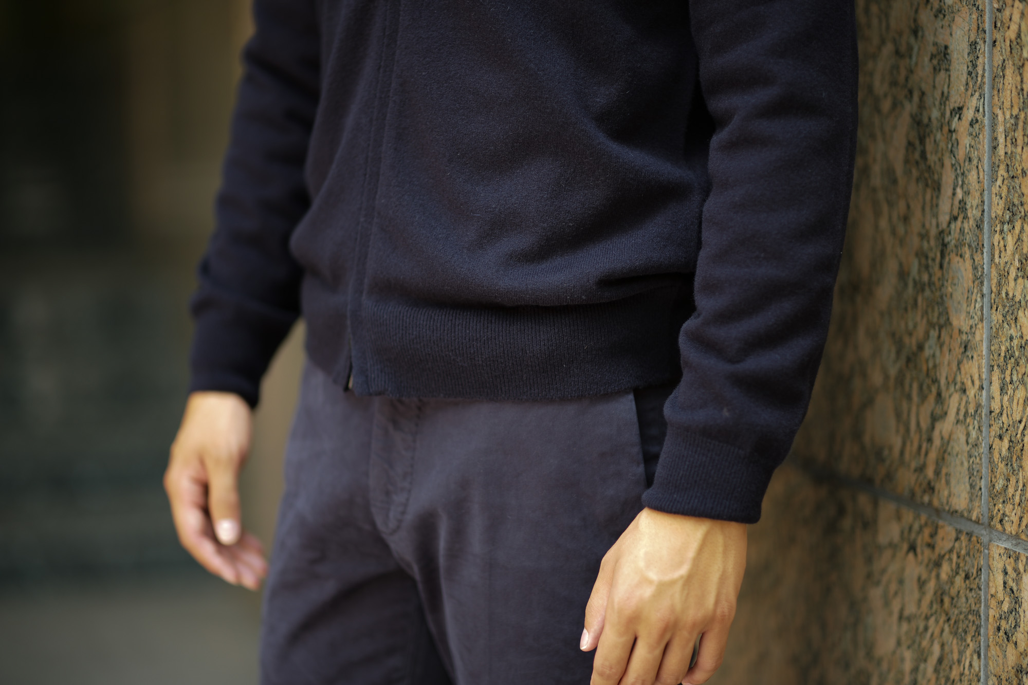 Cruciani (クルチアーニ) Cashmere Zip Up Cardigan (カシミヤ ジップアップ カーディガン) Cashmere 100% ハイゲージ カシミヤニット カーディガン NAVY (ネイビー・201473) made in italy (イタリア製) 2018 秋冬新作 愛知 名古屋 Alto e Diritto アルト エ デリット alto e diritto アルトエデリット