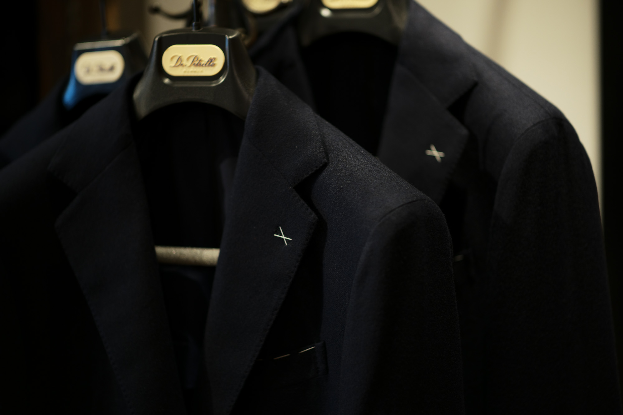 De Petrillo (デ ペトリロ) NAPOLI Posillipo (ナポリ ポジリポ) カシミア モールスキン 段返り3B ジャケット NAVY (ネイビー・220) Made in italy (イタリア製) 2018 秋冬新作 depetrillo 愛知 名古屋 Alto e Diritto アルト エ デリット alto e diritto アルトエデリット 42,44,46,48,50,52,54