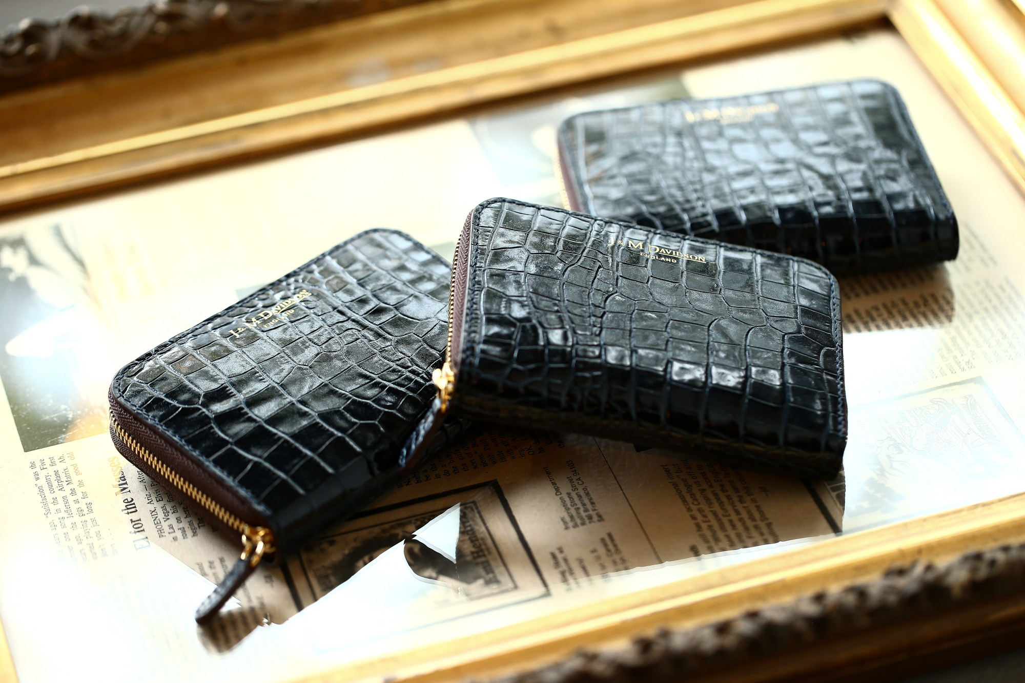 J&M DAVIDSON (ジェイアンドエムデヴィッドソン) SMALL ZIP PURSE (スモール ジップ パース) 7444 SMALL MOCK CROC (クロコダイル型押し) 折財布 ショートウォレット NAVY / NAVY (ネイビー / ネイビー・3901) Made in spain (スペイン製) 2018 秋冬新作 jandmdavidson jmdavidson ウォレット ジェイエム 愛知 名古屋 Alto e Diritto アルト エ デリット alto e diritto アルトエデリット