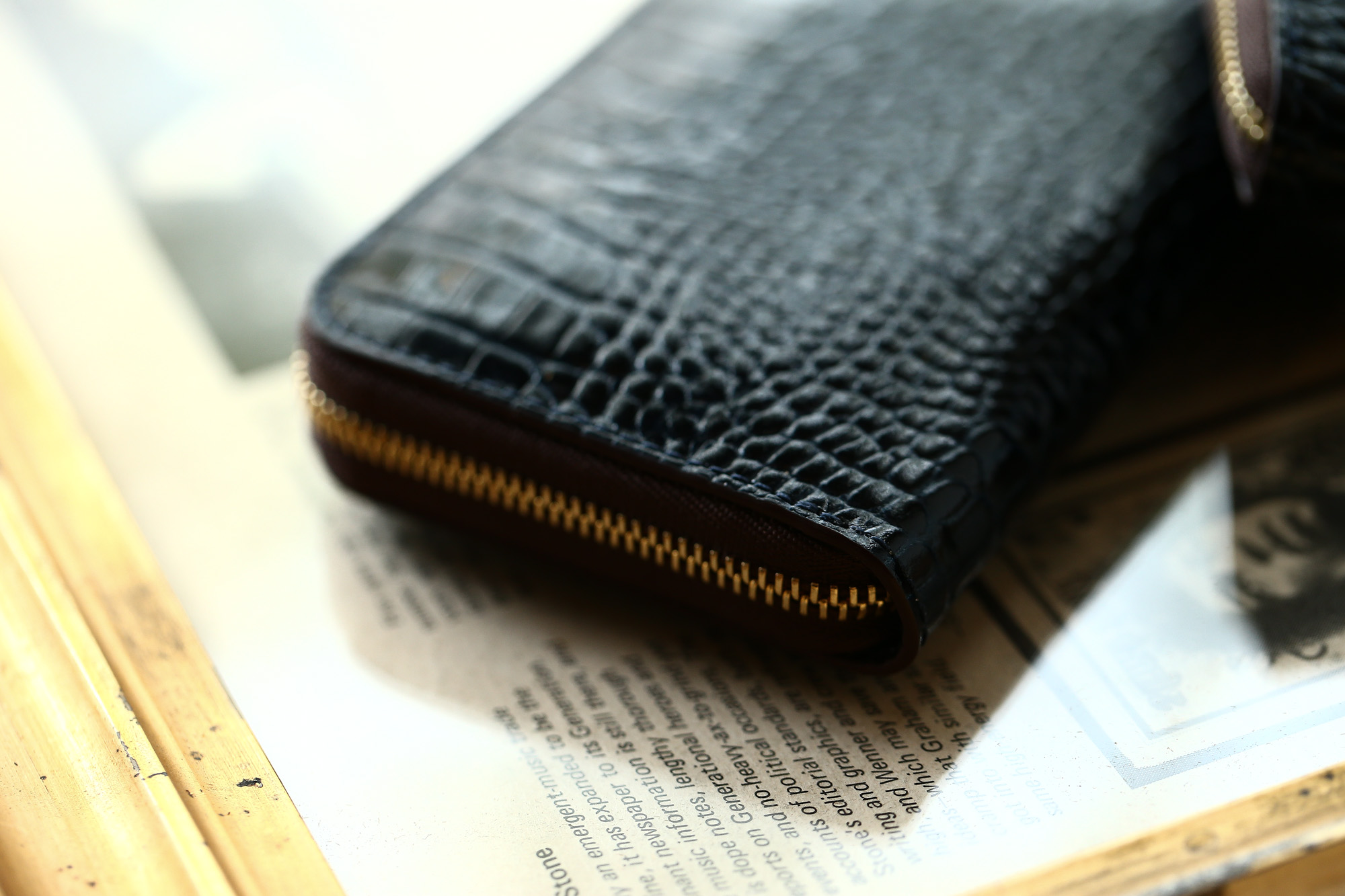 J&M DAVIDSON (ジェイアンドエムデヴィッドソン) SMALL ZIP PURSE (スモール ジップ パース) 7444 SMALL MOCK CROC (クロコダイル型押し) 折財布 ショートウォレット NAVY / NAVY (ネイビー / ネイビー・3901) Made in spain (スペイン製) 2018 秋冬新作 jandmdavidson jmdavidson ウォレット ジェイエム 愛知 名古屋 Alto e Diritto アルト エ デリット alto e diritto アルトエデリット