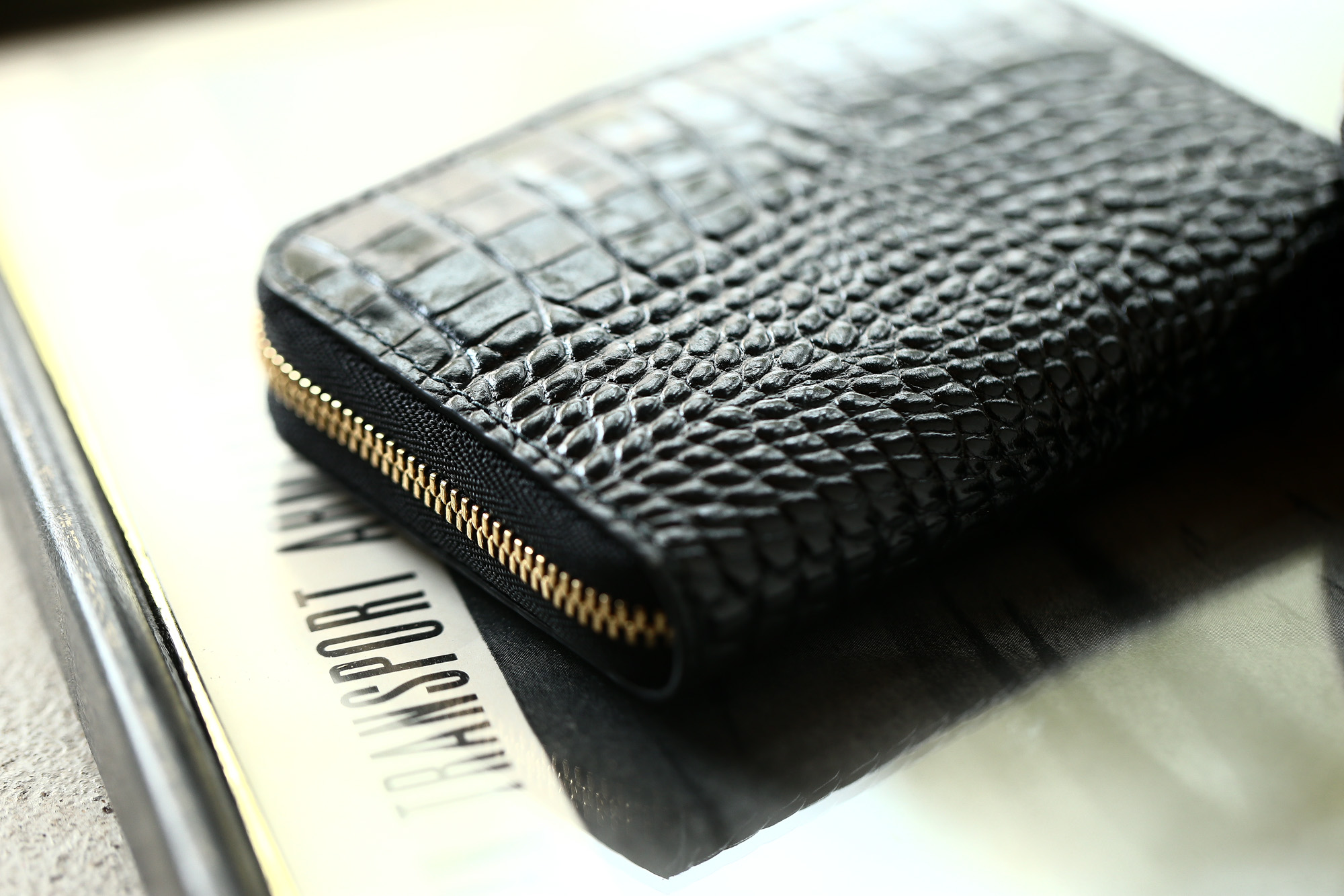 J&M DAVIDSON (ジェイアンドエムデヴィッドソン) SMALL ZIP PURSE (スモール ジップ パース) 7464 MEDIUM MOCK CROC (クロコダイル型押し) 折財布 ショートウォレットBLACK (ブラック・9990) Made in spain (スペイン製) 2018 秋冬新作 jandmdavidson jmdavidson ウォレット ジェイエム 愛知 名古屋 Alto e Diritto アルト エ デリット alto e diritto アルトエデリット