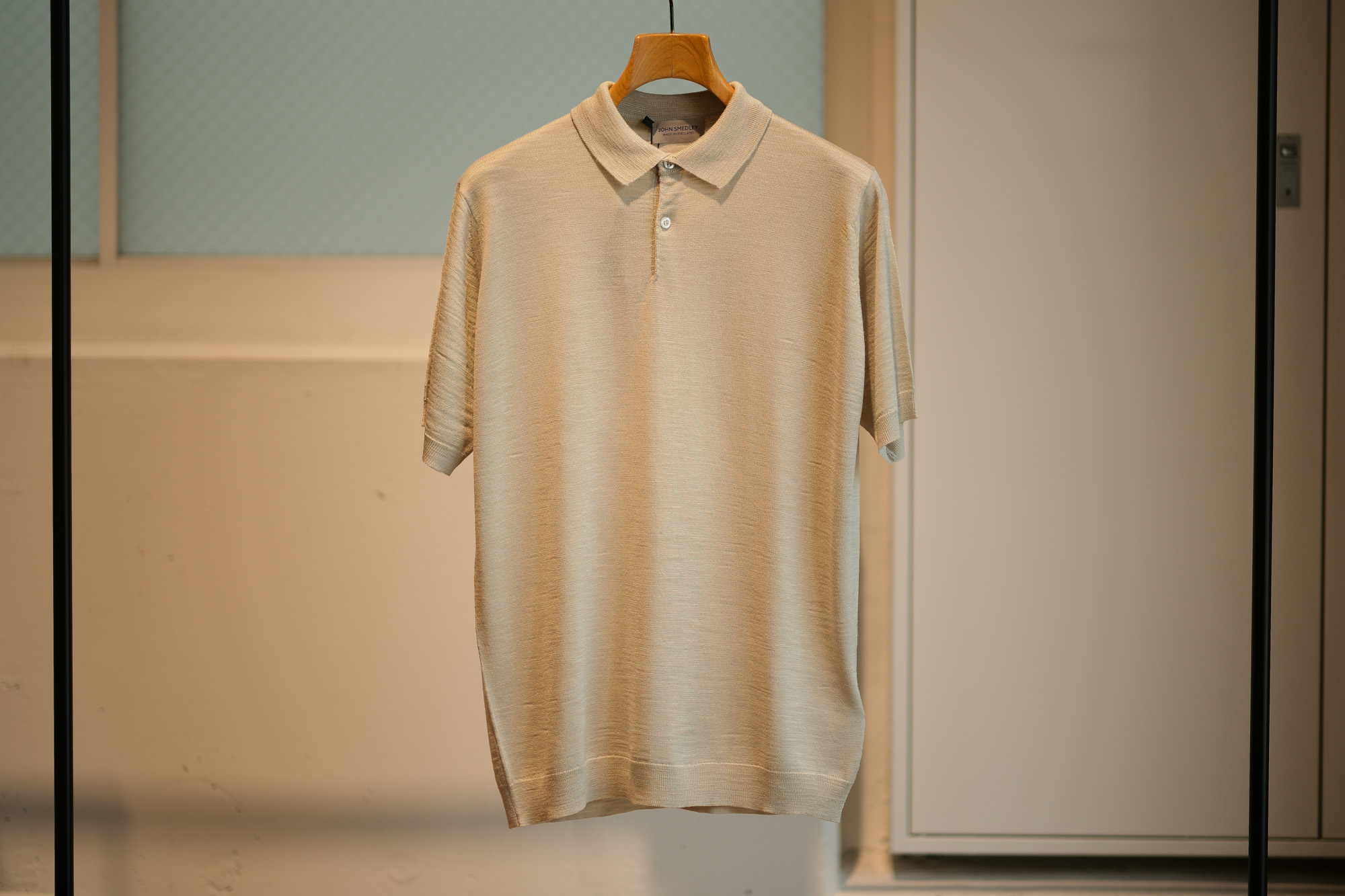 JOHN SMEDLEY / ジョンスメドレー (2019 春夏 展示会) カシミア ウール ニットウェア CASHIMERE　CAMEL HAIR　キャメルヘアー  LAMBS WOOL  MERINO WOOL メリノウール ストール マフラー ショールカラー ニット クルーニット タートルニット 愛知 名古屋 Alto e Diritto アルト エ デリット 取扱い スメドレー 名古屋 ジョンスメドレー Vネック カーディガン パーカー ニットキャップ グローブ 手袋 ソックス 靴下 XS,S,M,L,XL,XXL