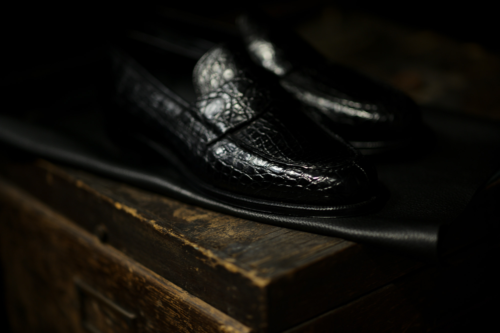 ENZO BONAFE (エンツォボナフェ) ART.3713 Coin Loafer コインローファー Crocodile クロコダイル エキゾチックレザーシューズ COCCO NERO (ブラック) made in italy (イタリア製) 2018秋冬新作 enzobonafe クロコ クロコローファー 愛知 名古屋 Alto e Diritto アルト エ デリット alto e diritto アルトエデリット