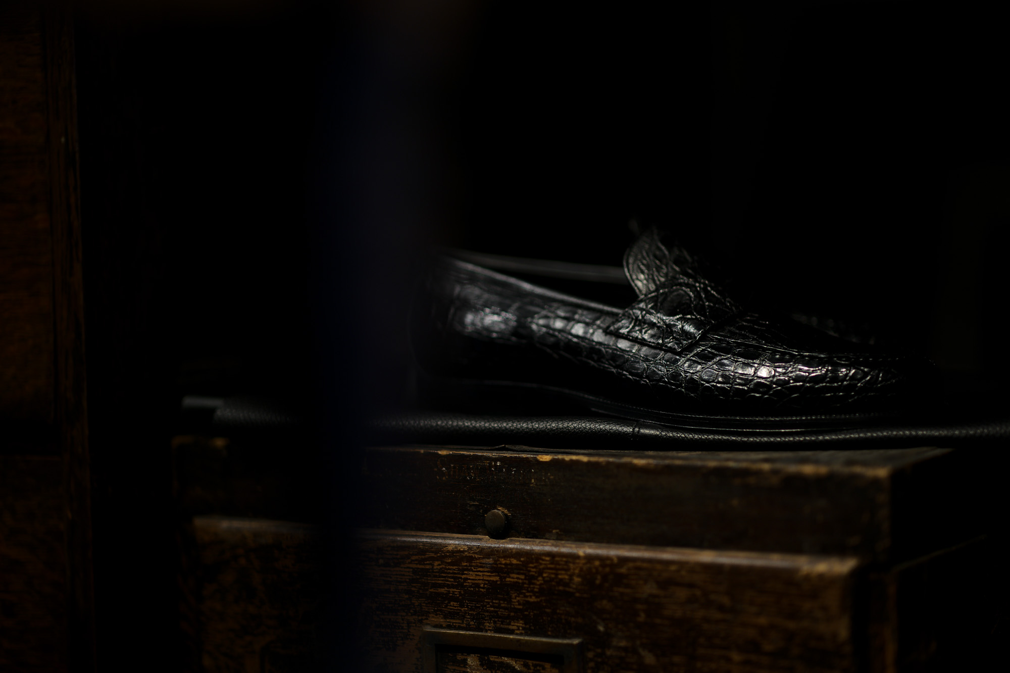 ENZO BONAFE (エンツォボナフェ) ART.3713 Coin Loafer コインローファー Crocodile クロコダイル エキゾチックレザーシューズ COCCO NERO (ブラック) made in italy (イタリア製) 2018秋冬新作 enzobonafe クロコ クロコローファー 愛知 名古屋 Alto e Diritto アルト エ デリット alto e diritto アルトエデリット