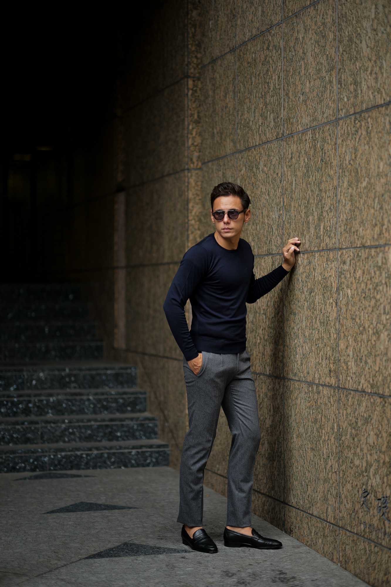 JOHN SMEDLEY (ジョンスメドレー) SICILY (シシリー) 30G Merino Wool (30ゲージメリノウール) クルーネックセーター MIDNIGHT (ミッドナイト) Made in England (イギリス製)　2018 秋冬新作 johnsmedley ジョンスメドレー 愛知 名古屋 Alto e Diritto アルト エ デリット alto e diritto アルトエデリット