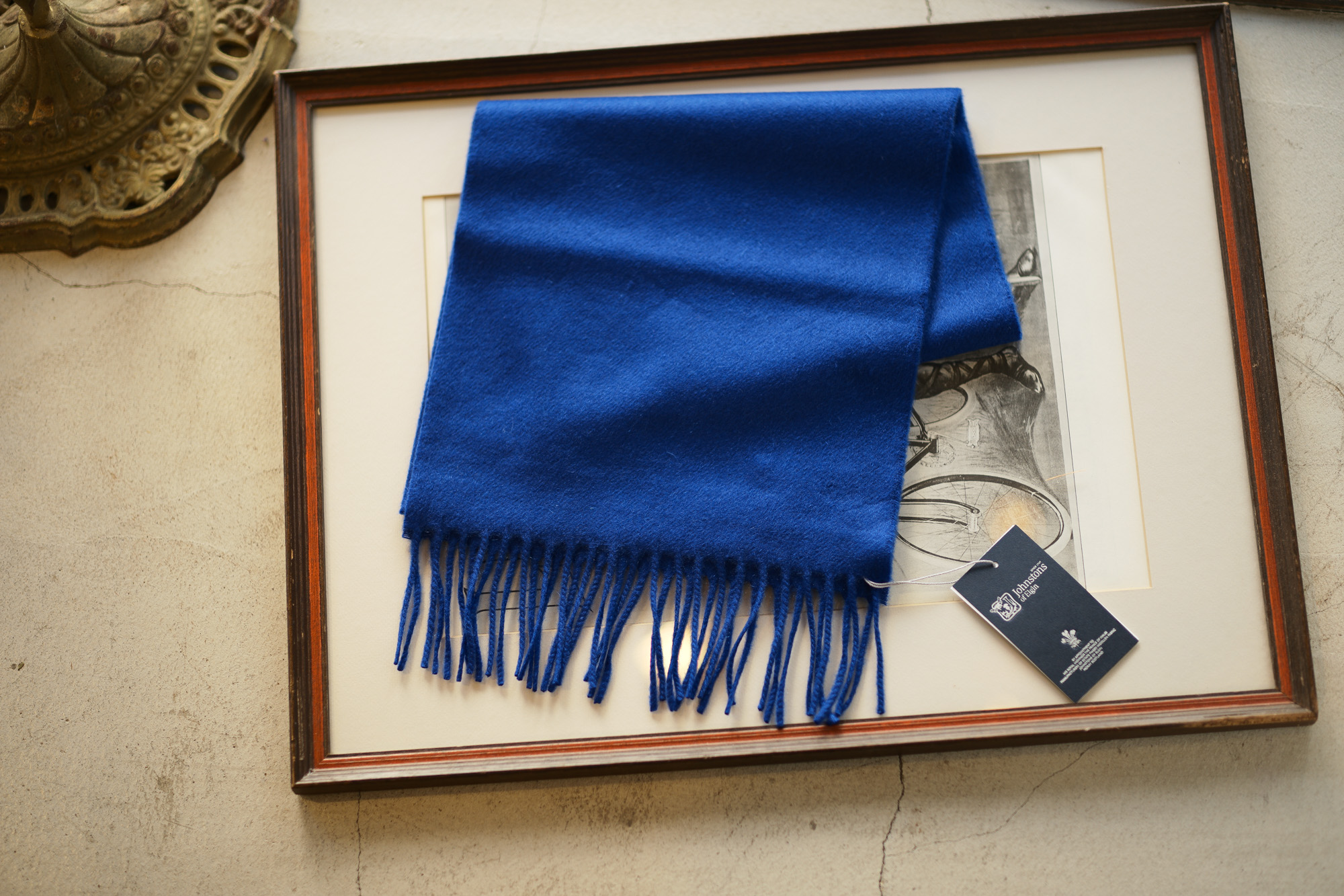 Johnstons (ジョンストンズ) WA57 MUFFLER STOLE Cashmere 100% カシミア マフラー Bright Blue (ブライトブルー・SD0404) Made in Scotland (スコットランド製) 2018 秋冬新作 愛知 名古屋 alto e diritto altoediritto アルトエデリット ストール ジョンストンズ