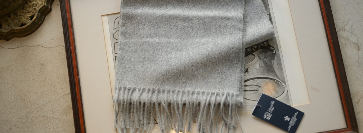 Johnstons (ジョンストンズ) WA57 MUFFLER STOLE Cashmere 100% カシミア マフラー Light Grey (ライトグレー・HA0200) Made in Scotland (スコットランド製) 2018 秋冬新作 愛知 名古屋 alto e diritto altoediritto アルトエデリット ストール ジョンストンズ