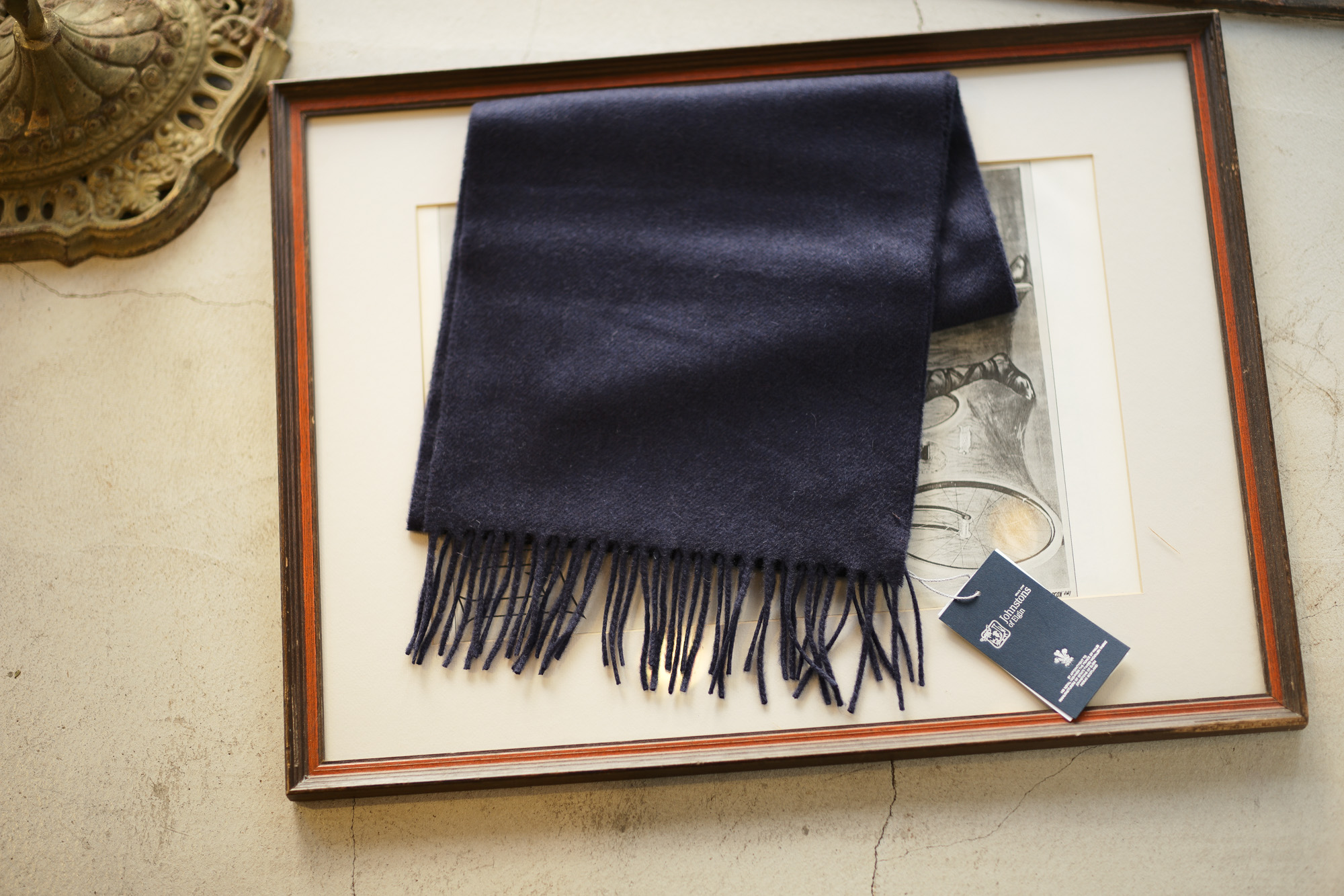 Johnstons (ジョンストンズ) WA57 MUFFLER STOLE Cashmere 100% カシミア マフラー Navy (ネイビー・SD0707) Made in Scotland (スコットランド製) 2018 秋冬新作 愛知 名古屋 alto e diritto altoediritto アルトエデリット ストール ジョンストンズ