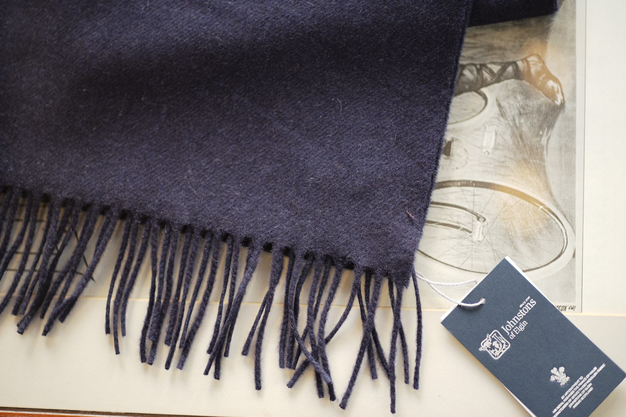 Johnstons (ジョンストンズ) WA57 MUFFLER STOLE Cashmere 100% カシミア マフラー Navy (ネイビー・SD0707) Made in Scotland (スコットランド製) 2018 秋冬新作 愛知 名古屋 alto e diritto altoediritto アルトエデリット ストール ジョンストンズ