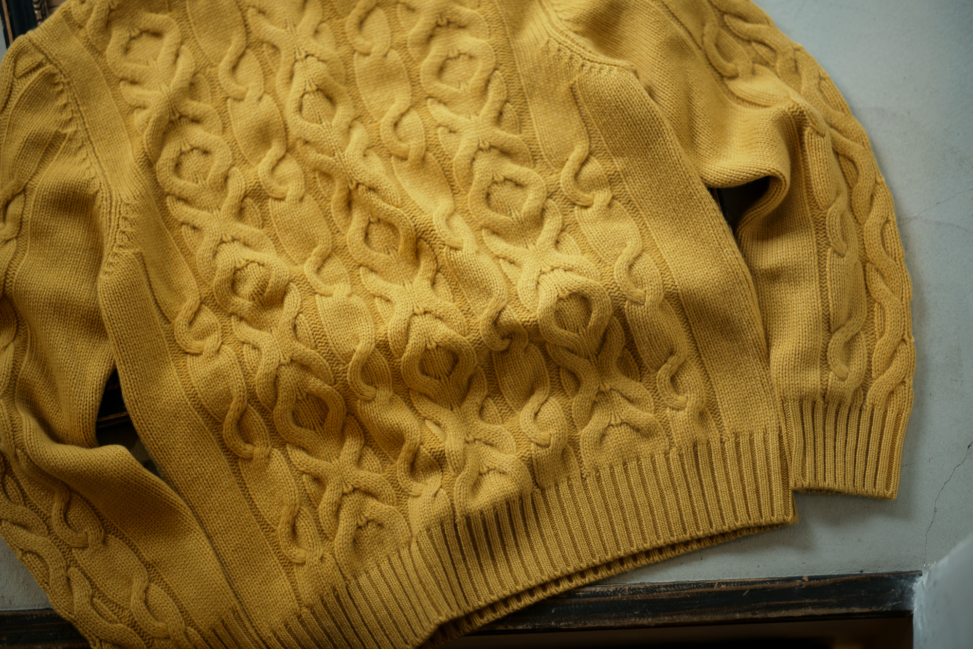 Settefili Cashmere (セッテフィーリ カシミア) Dolcevita Treccia Corona (カシミア タートルネック セーター) ローゲージ カシミア ニット セーター MUSTARD (マスタード・CG102) made in italy (イタリア製) 2018 秋冬新作 settefilicashmere 愛知 名古屋 alto e diritto アルトエデリット