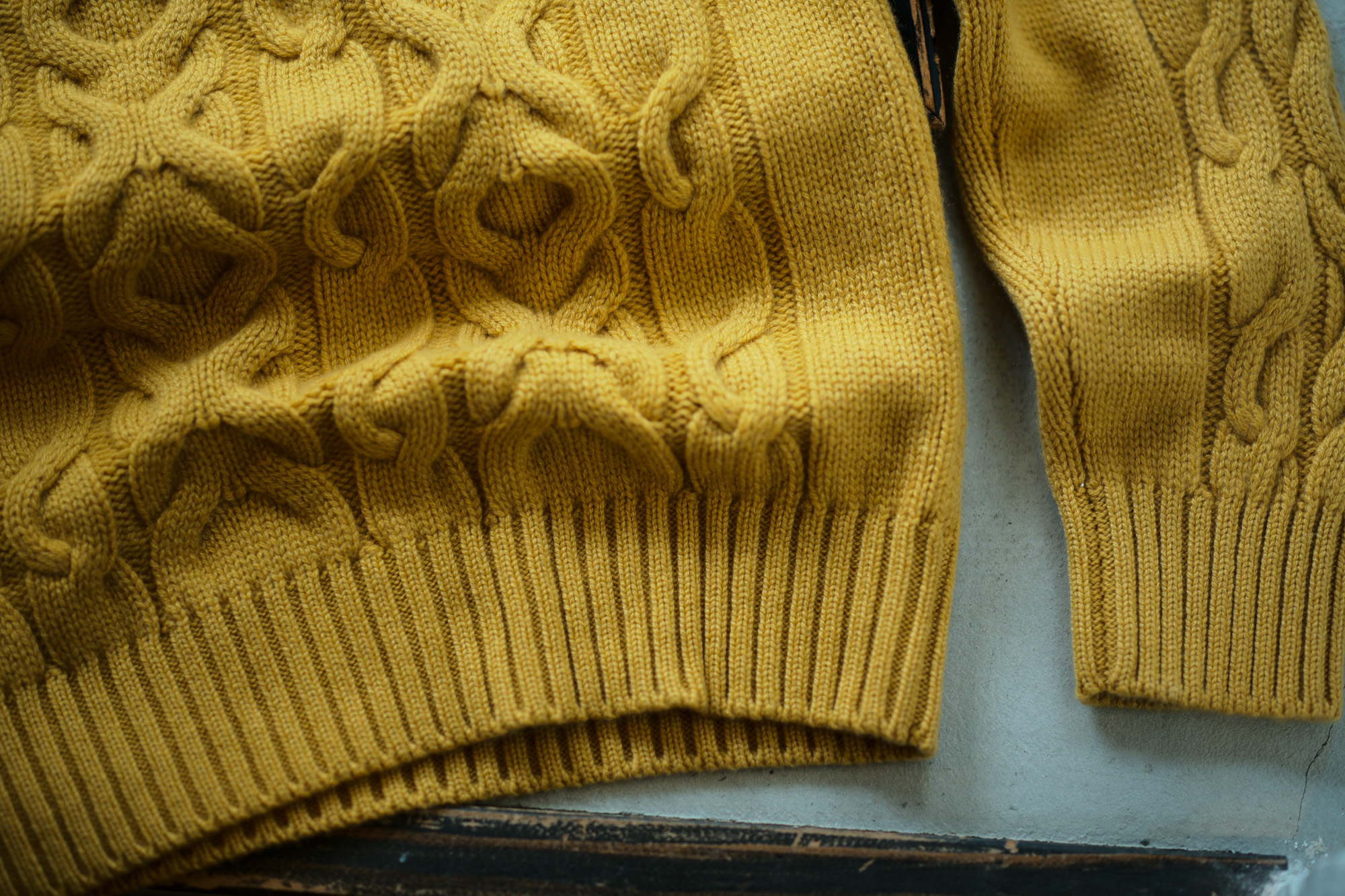 Settefili Cashmere (セッテフィーリ カシミア) Dolcevita Treccia Corona (カシミア タートルネック セーター) ローゲージ カシミア ニット セーター MUSTARD (マスタード・CG102) made in italy (イタリア製) 2018 秋冬新作 settefilicashmere 愛知 名古屋 alto e diritto アルトエデリット