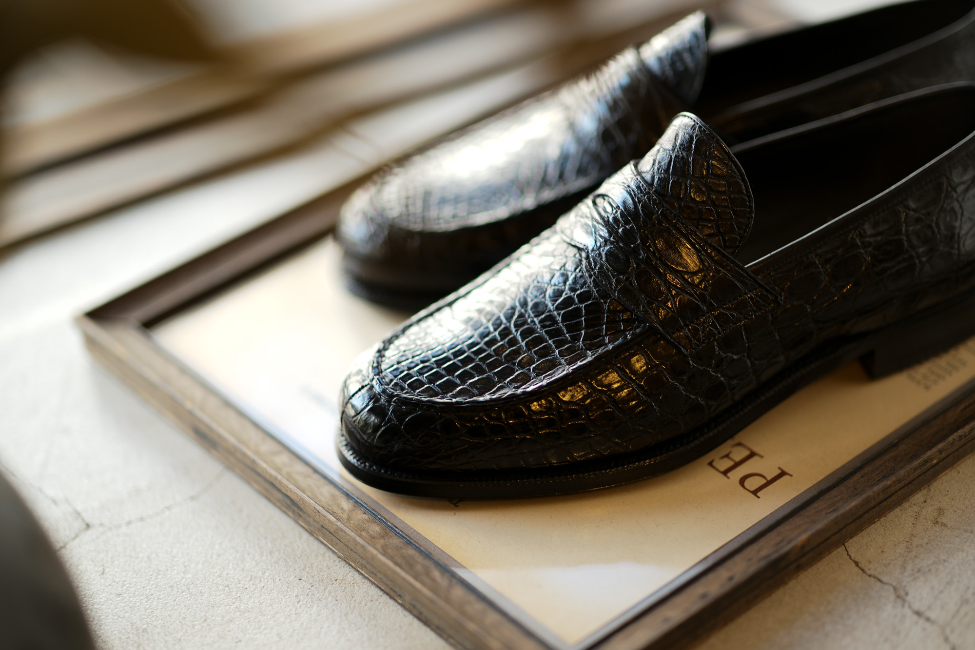 ENZO BONAFE (エンツォボナフェ) ART.3713 Coin Loafer コインローファー Crocodile クロコダイル エキゾチックレザーシューズ COCCO NERO (ブラック) made in italy (イタリア製) 2018秋冬新作 enzobonafe クロコ クロコローファー 愛知 名古屋 Alto e Diritto アルト エ デリット alto e diritto アルトエデリット