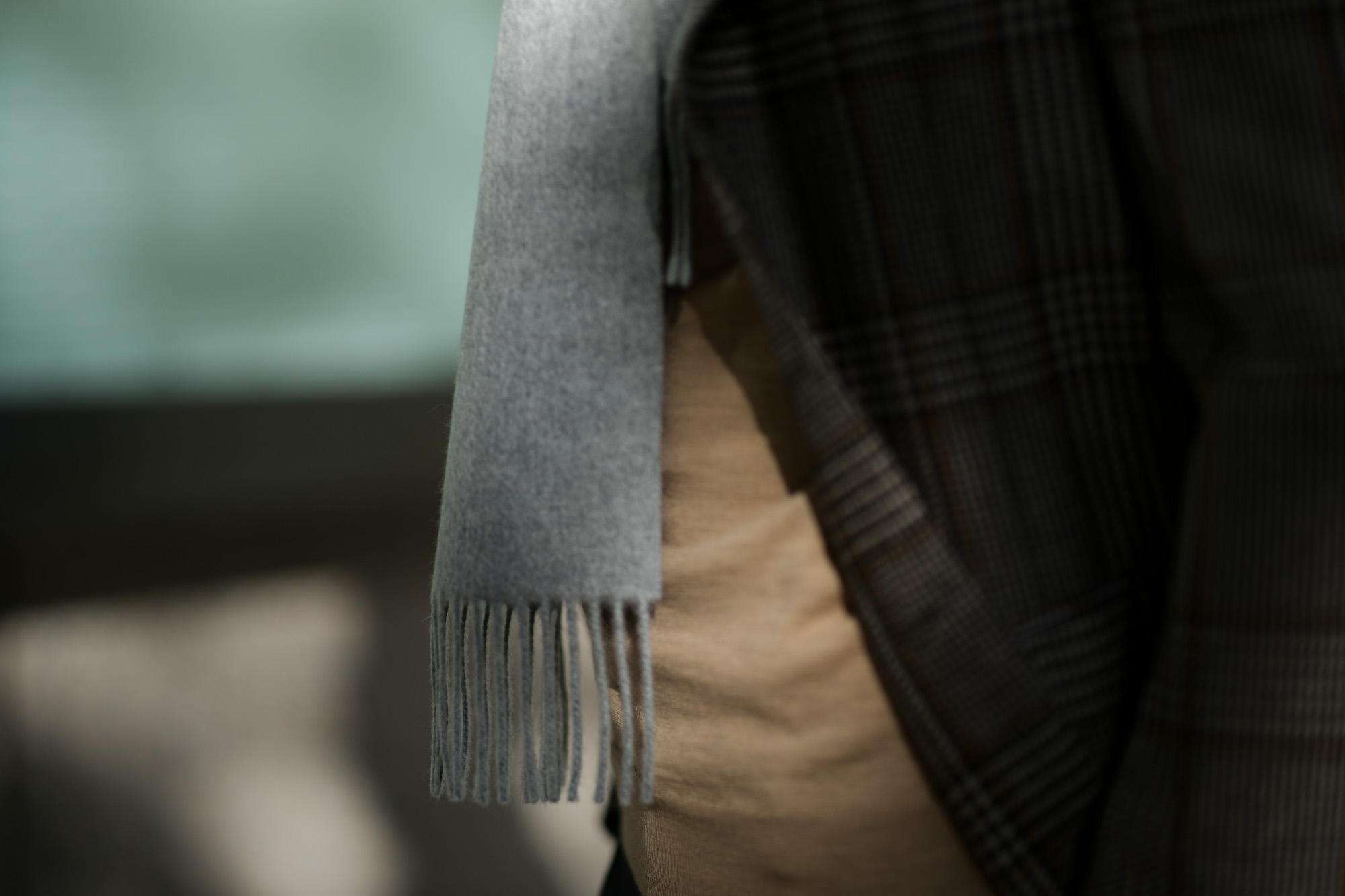 Johnstons (ジョンストンズ) WA16 MUFFLER SCARF Cashmere 100% カシミア マフラー Light Grey (ライトグレー・HA0200) Made in Scotland (スコットランド製) 2018 秋冬新作 愛知 名古屋 alto e diritto altoediritto アルトエデリット ストール ジョンストンズ