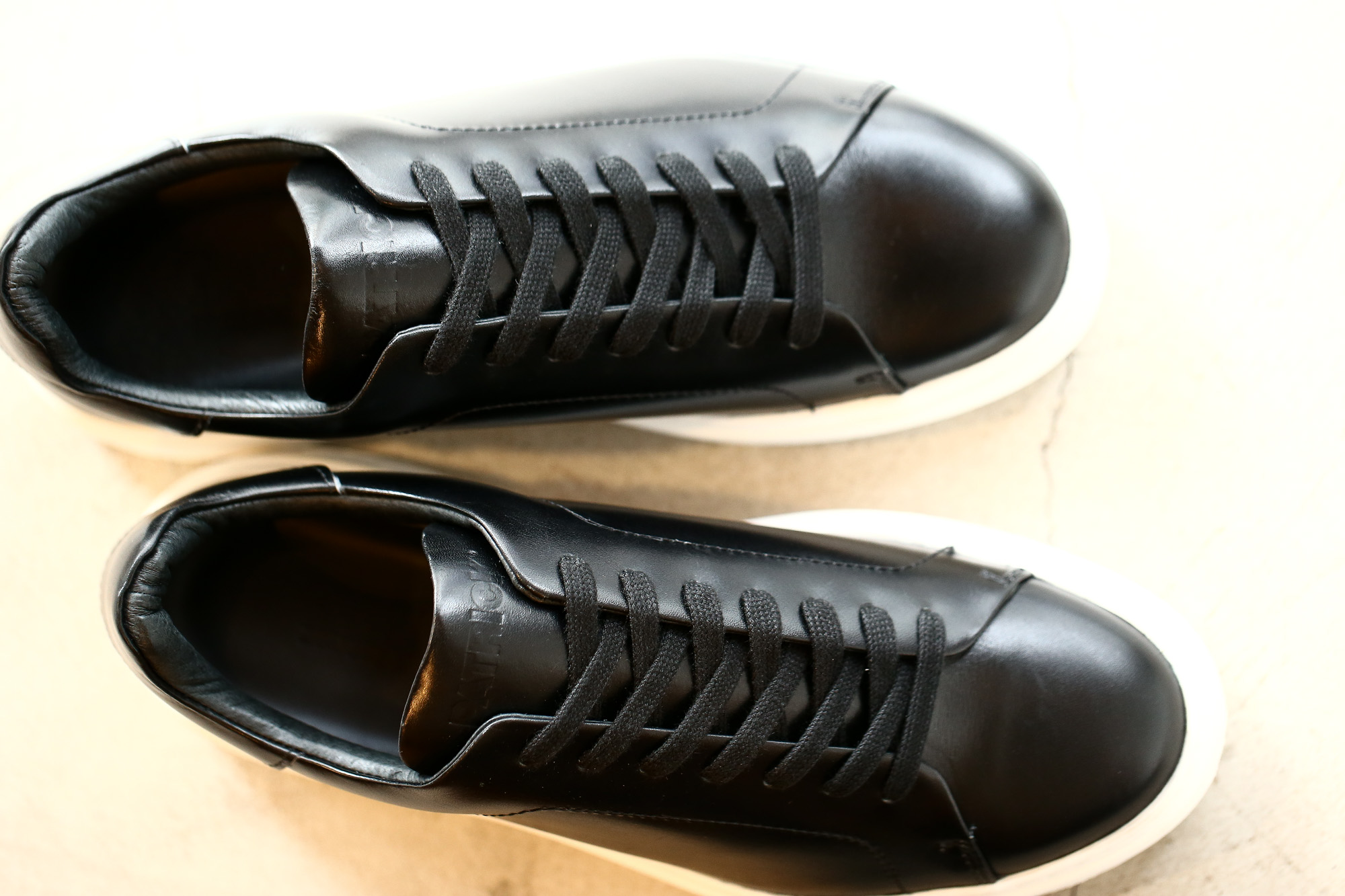 PATRICK(パトリック) CRUISE LINE クルーズライン GENOVA-EX (ジェノバ EX) CR28159 Annonay Vocalou Calf Leather (アノネイ社 ボカルーカーフ レザー) ローカット レザー スニーカー ONE BLACK (ブラック・BLK) MADE IN JAPAN(日本製) 2018 秋冬新作【1st コレクション別注モデル】【スペシャル限定】patrick パトリック cruiseline クルーズライン 愛知 名古屋 Alto e Diritto アルト エ デリット 干場義雅　坪内浩