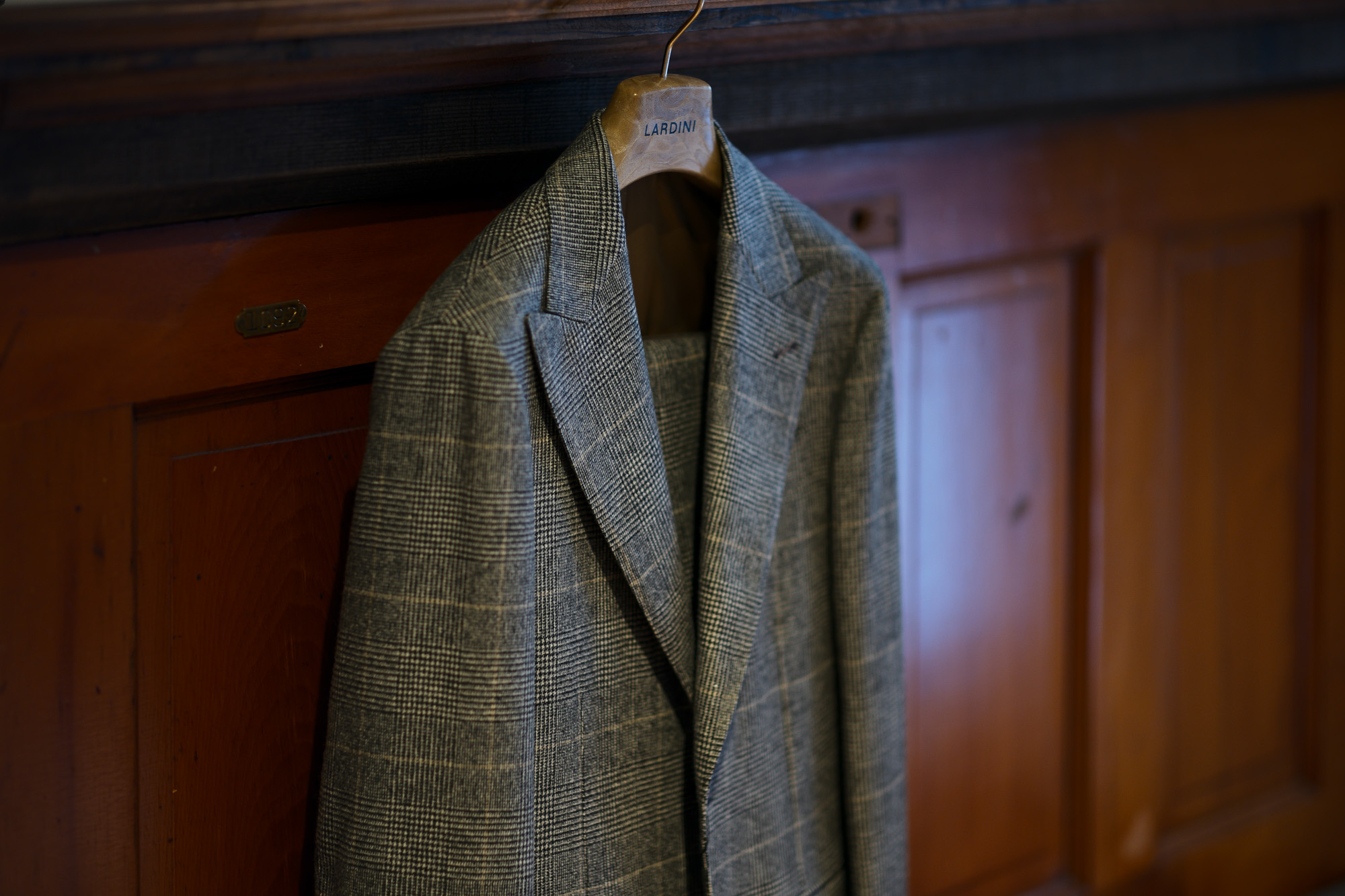 LARDINI (ラルディーニ) SARTORIA (サルトリア) フラノウール生地 ブリティッシュ グレンチェック スーツ GRAY (グレー・11) 2018 秋冬新作 愛知 名古屋 alto e diritto アルトエデリット スーツ チェックジャケット