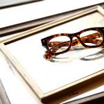 JACQUESMARIEMAGE (ジャックマリーマージュ) DEALAN RX (ディランRX) Bob Dylan (ボブ・ディラン) 18K GOLD ゴールドパーツ ウェリントン型 アイウェア サングラス HAVANA 2 (ハバナ2) HANDCRAFTED IN JAPAN(日本製) 2019 春夏新作のイメージ