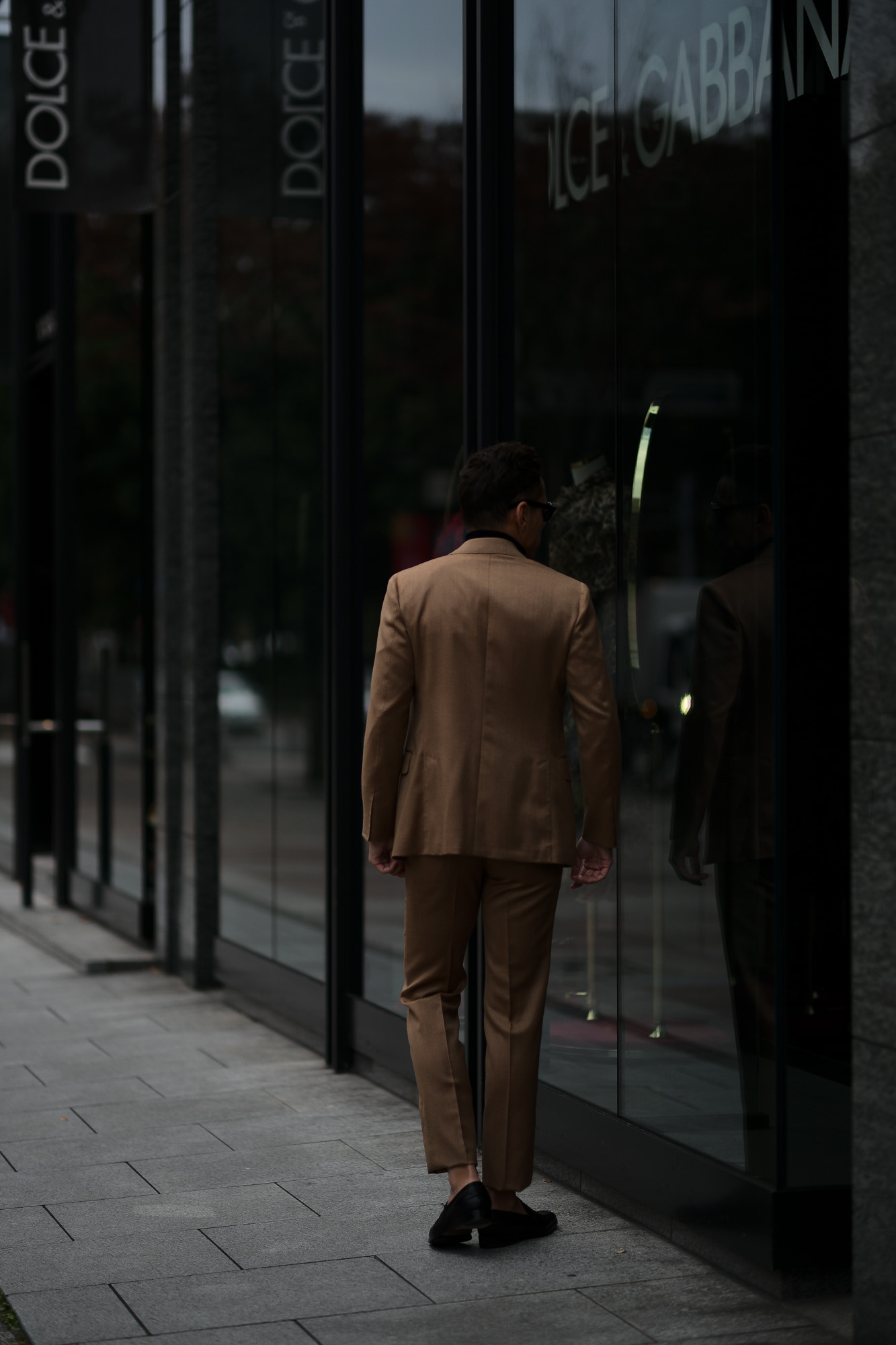 LARDINI (ラルディーニ) SARTORIA (サルトリア) SOLARO ソラーロ 3P スーツ BEIGE (ベージュ・1) Made in italy (イタリア製) 2018 秋冬新作  愛知 名古屋 alto e diritto altoediritto アルトエデリット