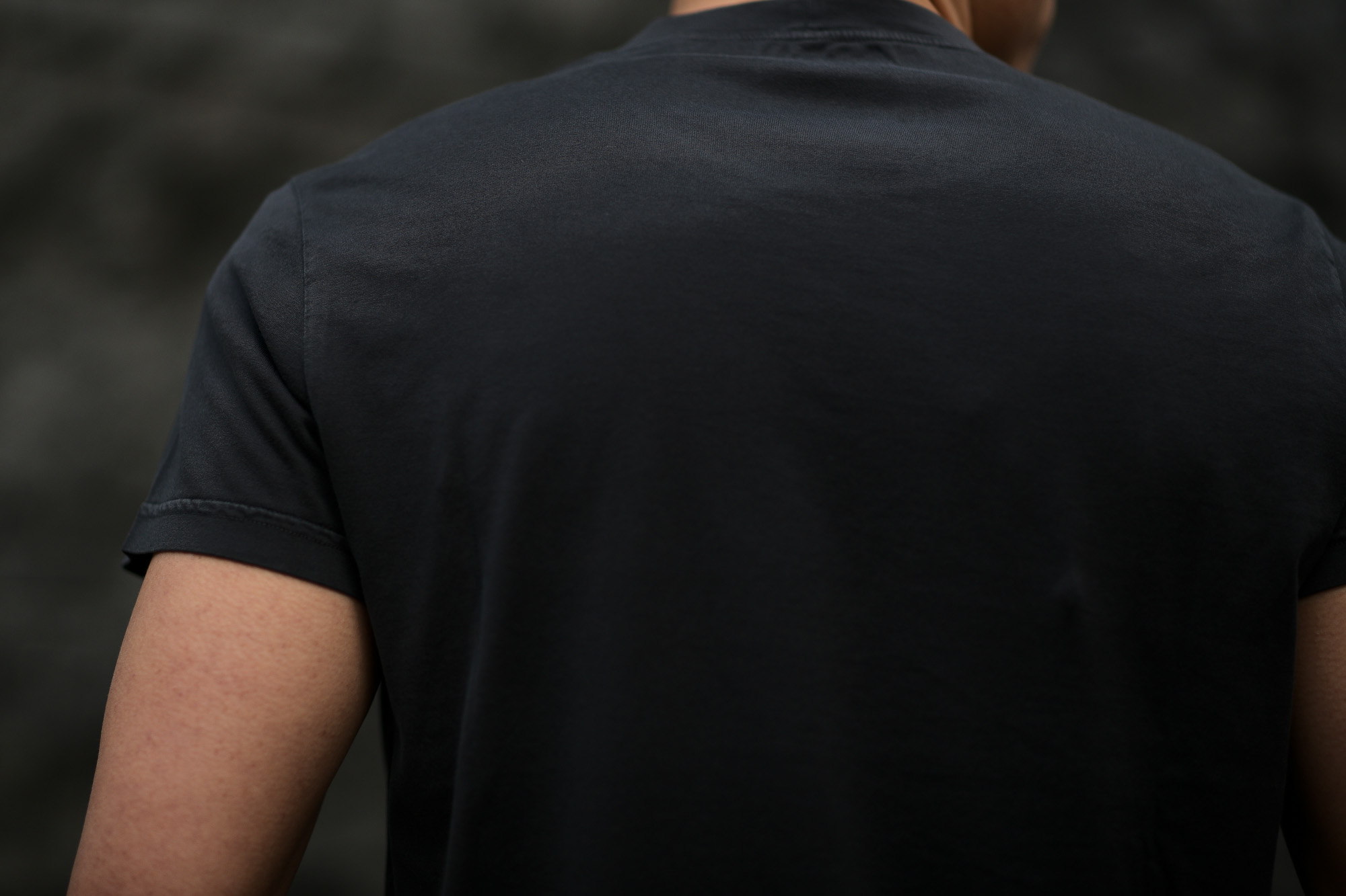 FEDELI (フェデーリ) Crew Neck T-shirt (クルーネック Tシャツ) ギザコットン Tシャツ BLACK (ブラック・36) made in italy (イタリア製) 2019 春夏新作 愛知 名古屋　altoediritto アルトエデリット