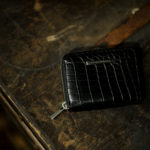 Georges de Patricia(ジョルジュ ド パトリシア) Phantom Crocodile (ファントム クロコダイル) 925 STERLING SILVER (925 スターリングシルバー) Niloticus Crocodile ニロティカス クロコダイル エキゾチックレザー ショート ウォレット NOIR (ブラック) 2019 春夏のイメージ