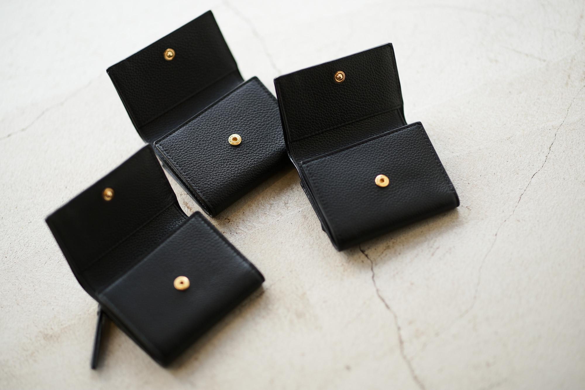 J&M DAVIDSON (ジェイアンドエムデヴィッドソン) TWO FOLD WALLET (トゥー フォルド ウォレット) GRAIN LEATHER (グレインレザー) 折財布 BLACK (ブラック・9990) Made in spain (スペイン製) 2019 春夏新作 jandmdavidson  ジェイエムデヴィッドソン　愛知 名古屋 altoediritto アルトエデリット