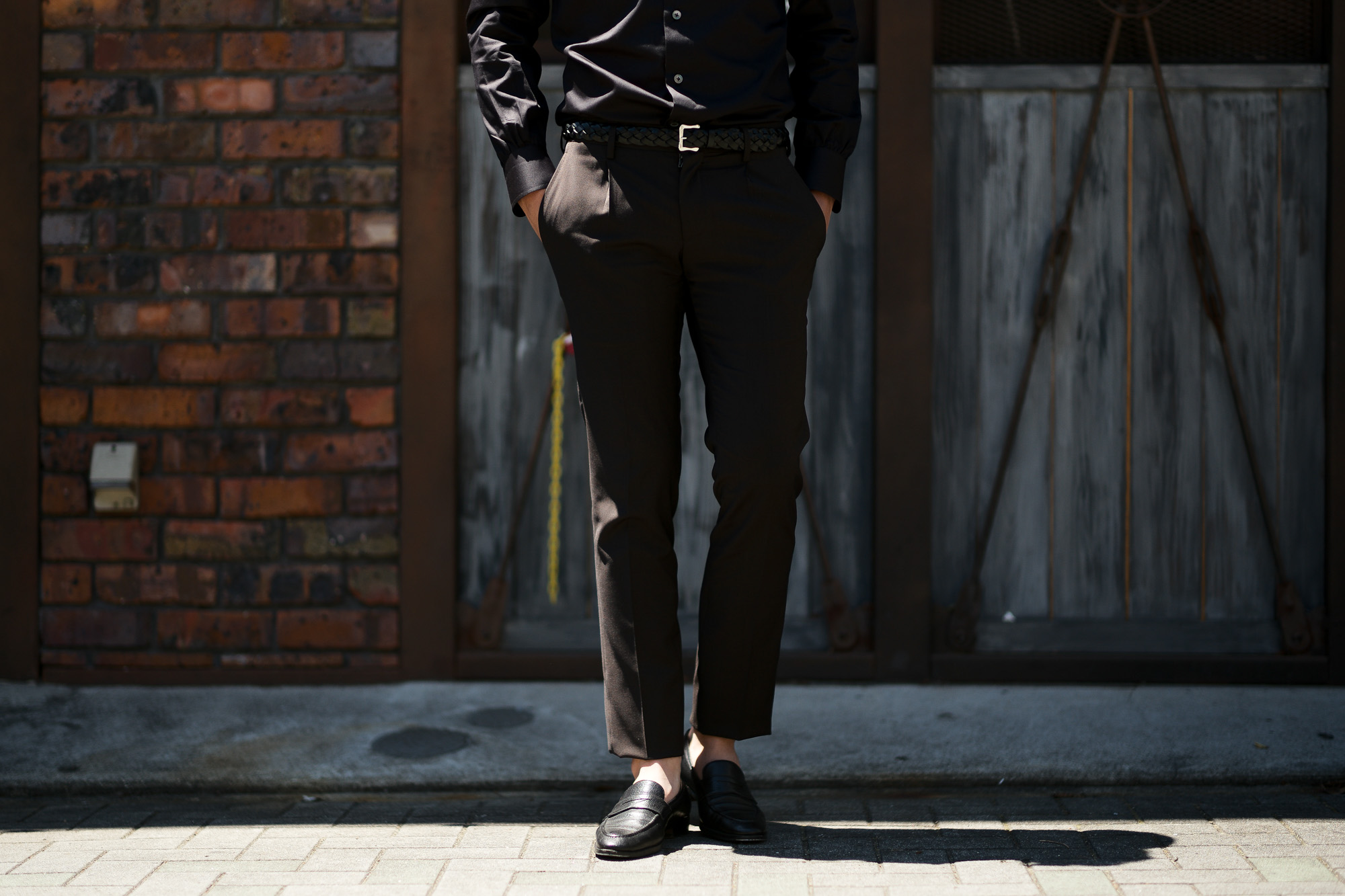 VIGANO (ヴィガーノ) WASHABLE SLACKS (ウォッシャブル スラックス) ウォッシャブル トロピカルウール テーパード ワンプリーツ パンツ BROWN (ブラウン・386) 2019 春夏新作 スラックス グレスラ altoediritt 名古屋 愛知 アルトエデリット