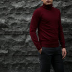 Cuervo (クエルボ) Sartoria Collection (サルトリア コレクション) John(ジョン) Turtle Neck Sweater (タートルネックセーター) ウールニット セーター BORDEAUX (ボルドー) MADE IN JAPAN (日本製) 2019 秋冬 【ご予約受付中】のイメージ