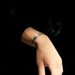 Georges de Patricia(ジョルジュ ド パトリシア) Ghost (ゴースト) 18K GOLD(18K ゴールド) 925 STERLING SILVER (925 スターリングシルバー) WHITE DIAMOND(ホワイトダイヤモンド) ダブル バングル  2019 秋冬のイメージ