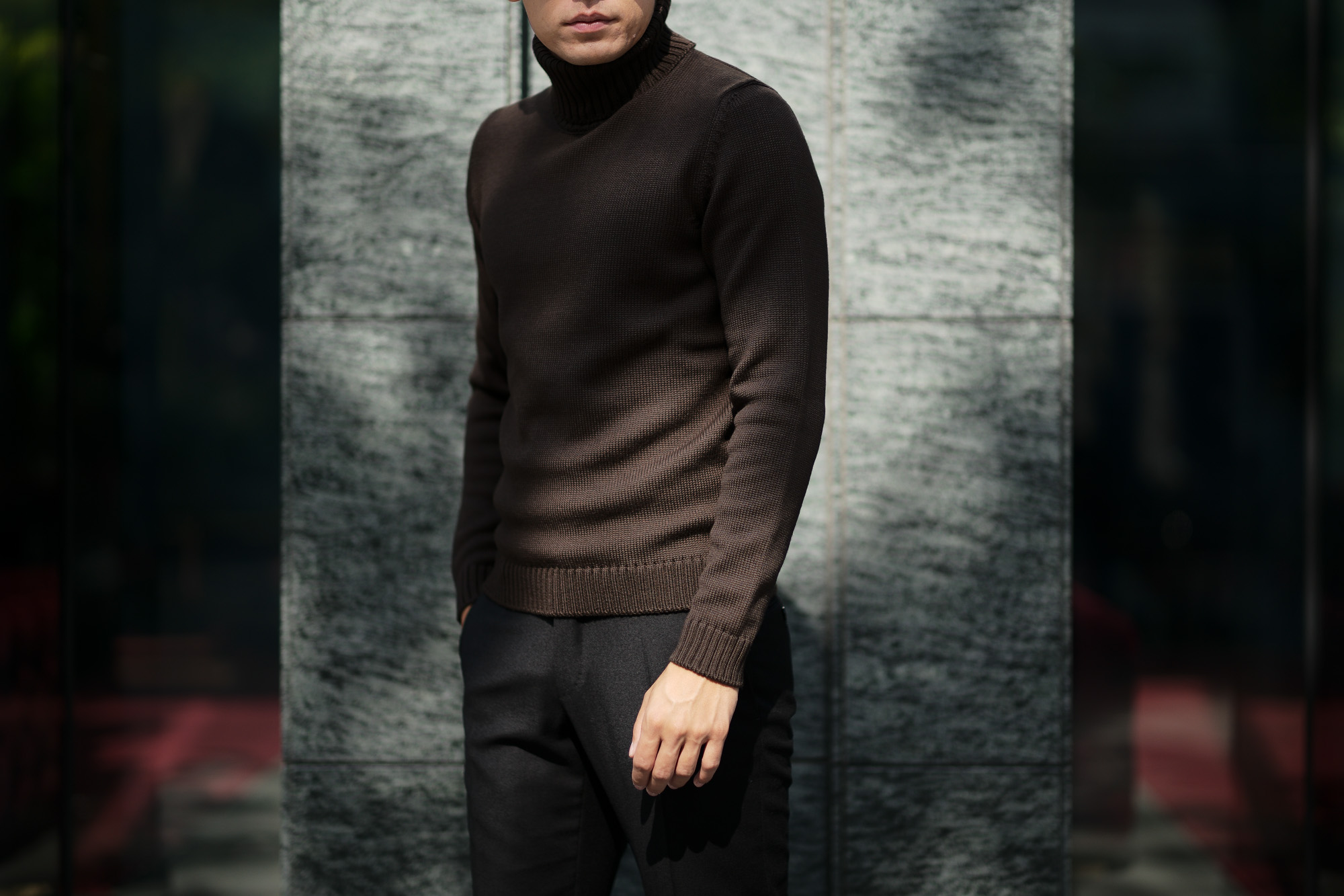 ZANONE (ザノーネ) Turtle Neck Sweater (タートルネックセーター) 810005 Z0229 VIRGIN WOOL 100% ミドルゲージ ウールニット セーター BROWN (ブラウン・Z5204) made in italy (イタリア製) 2019 秋冬 【ご予約受付中】zanone ニット クルーネック 愛知 名古屋 Alto e Diritto アルト エ デリット