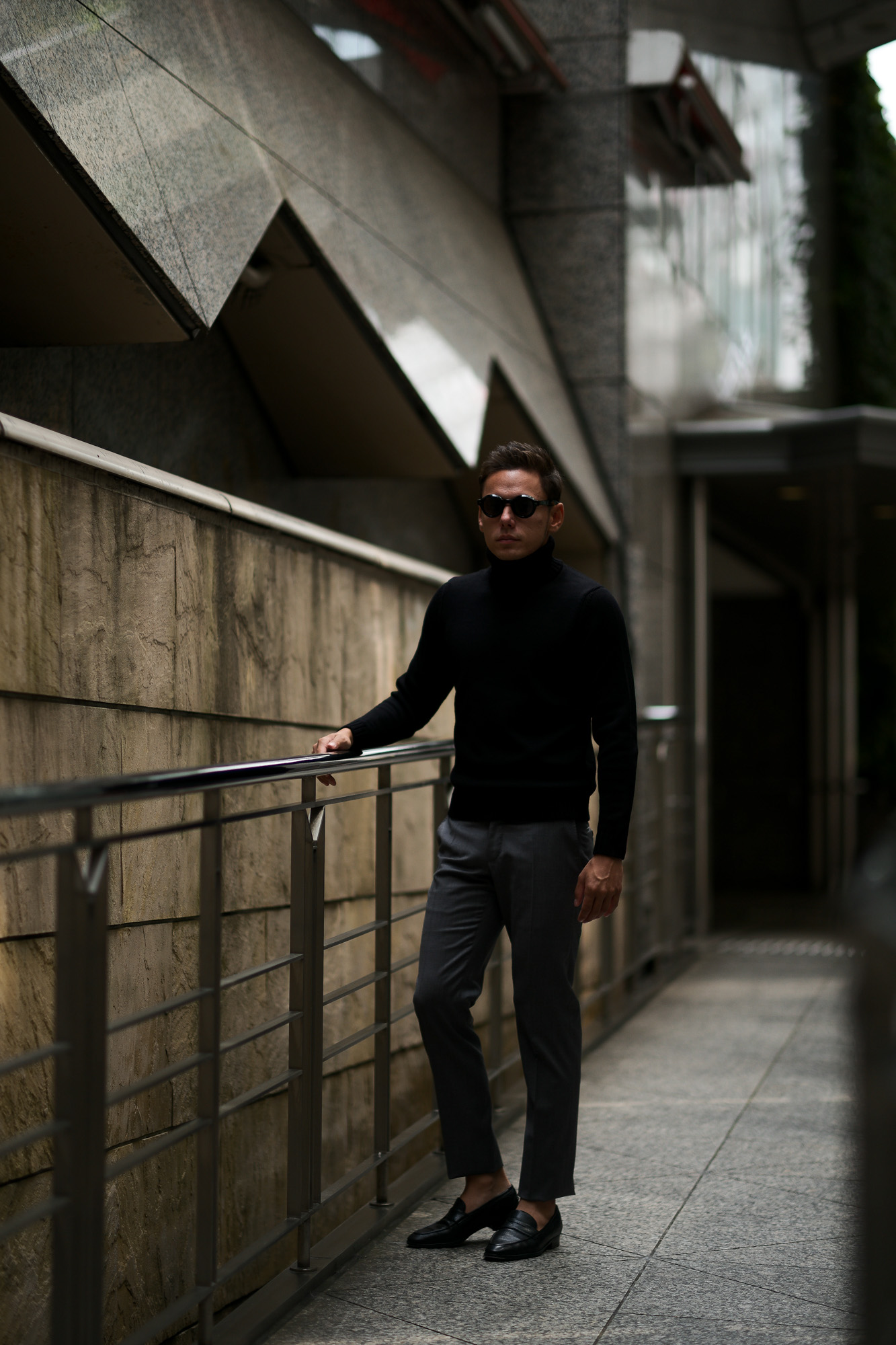 ZANONE (ザノーネ) Turtle Neck Sweater (タートルネックセーター) 810005 Z0229 VIRGIN WOOL 100% ミドルゲージ ウールニット セーター BLACK (ブラック・Z0015) made in italy (イタリア製) 2019 秋冬 【ご予約受付中】zanone ニット クルーネック 愛知 名古屋 Alto e Diritto アルト エ デリット