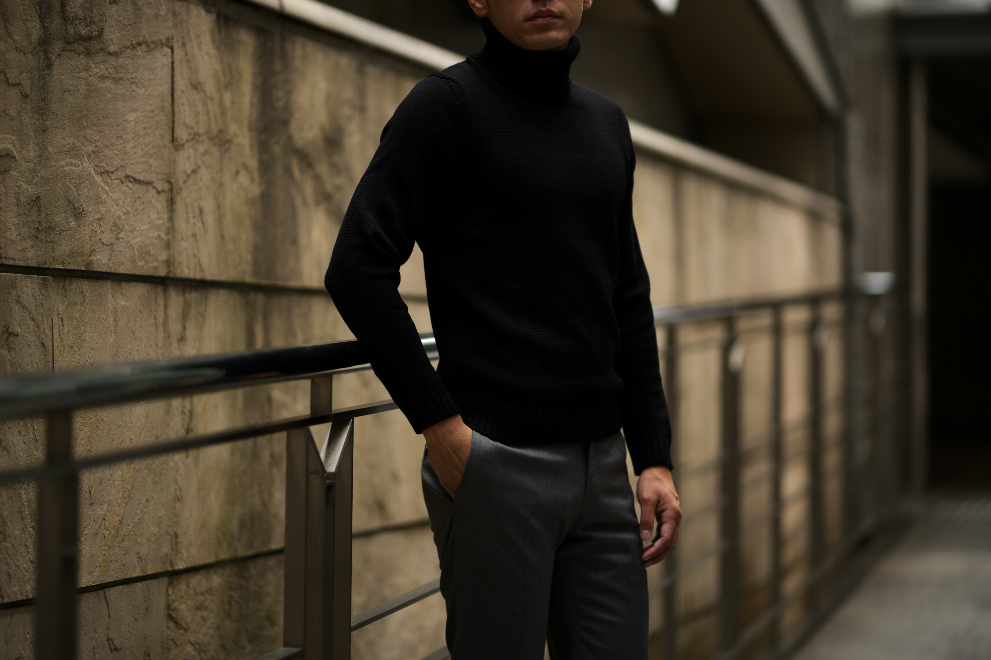 ZANONE (ザノーネ) Turtle Neck Sweater (タートルネックセーター) 810005 Z0229 VIRGIN WOOL 100% ミドルゲージ ウールニット セーター BLACK (ブラック・Z0015) made in italy (イタリア製) 2019 秋冬 【ご予約受付中】zanone ニット クルーネック 愛知 名古屋 Alto e Diritto アルト エ デリット