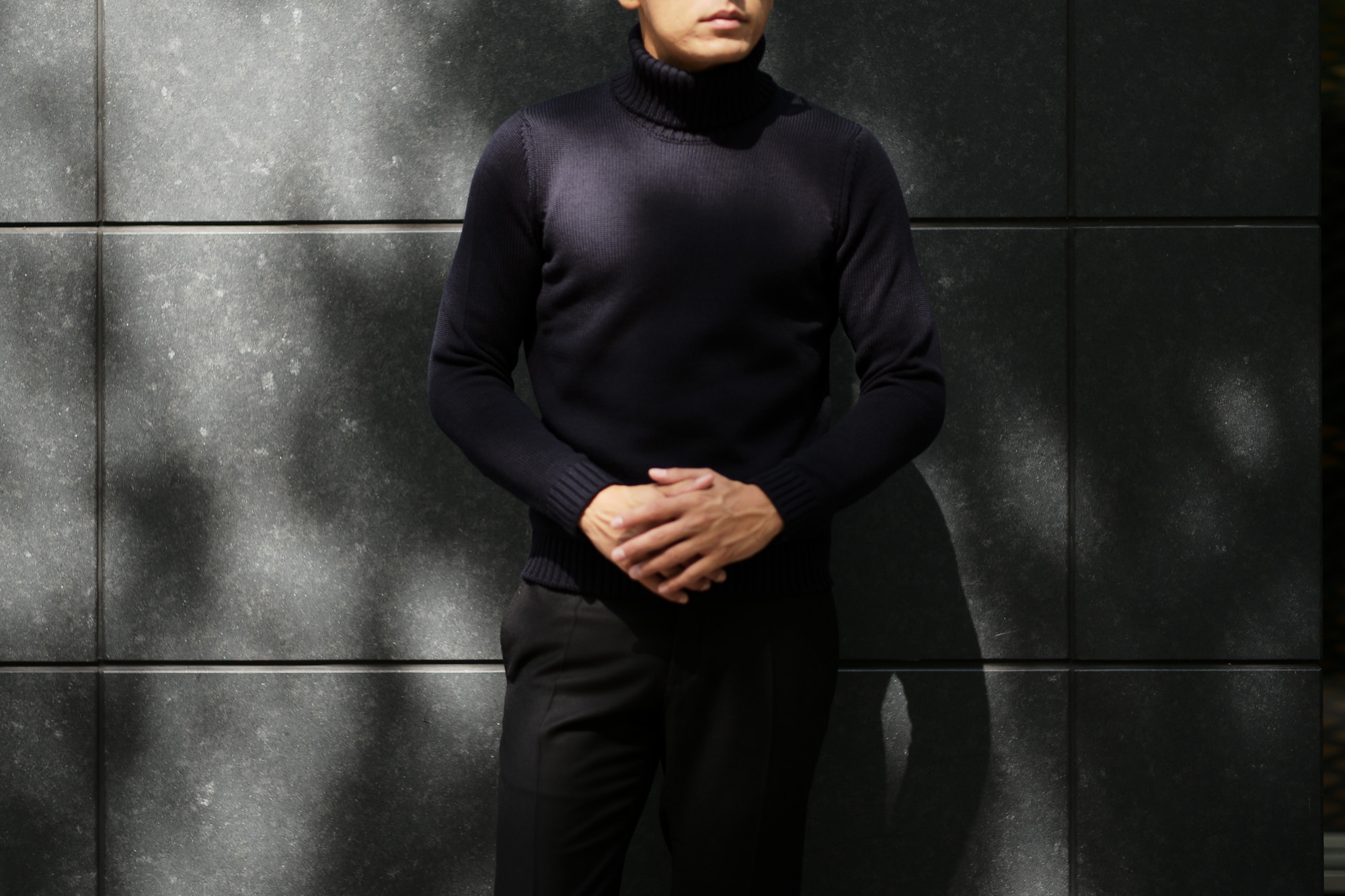 ZANONE (ザノーネ) Turtle Neck Sweater (タートルネックセーター) 810005 Z0229 VIRGIN WOOL 100% ミドルゲージ ウールニット セーター NAVY (ネイビー・Z1375) made in italy (イタリア製) 2019 秋冬 【ご予約受付中】zanone ニット クルーネック 愛知 名古屋 Alto e Diritto アルト エ デリット