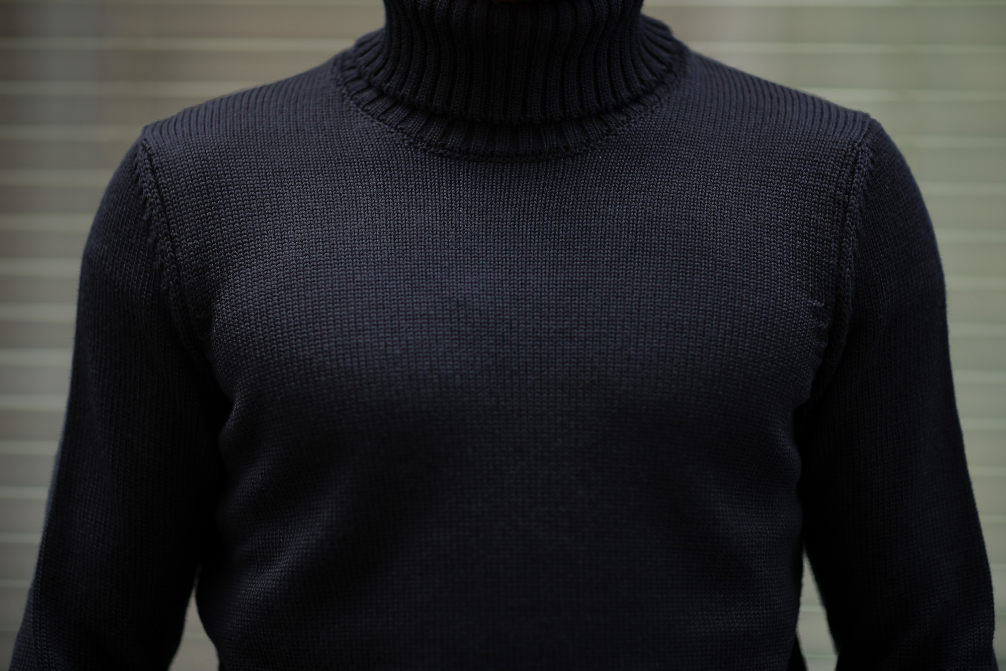 ZANONE (ザノーネ) Turtle Neck Sweater (タートルネックセーター) 810005 Z0229 VIRGIN WOOL 100% ミドルゲージ ウールニット セーター NAVY (ネイビー・Z1375) made in italy (イタリア製) 2019 秋冬 【ご予約受付中】zanone ニット クルーネック 愛知 名古屋 Alto e Diritto アルト エ デリット