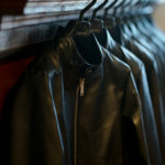 cuervo bopoha (クエルボ ヴァローナ) Satisfaction Leather Collection (サティスファクション レザー コレクション) RICHARD (リチャード) COW LEATHER (カウレザー) シングル ライダース ジャケット BLACK (ブラック) MADE IN JAPAN (日本製) 2019 秋冬新作 【入荷しました】【フリー分発売開始】のイメージ