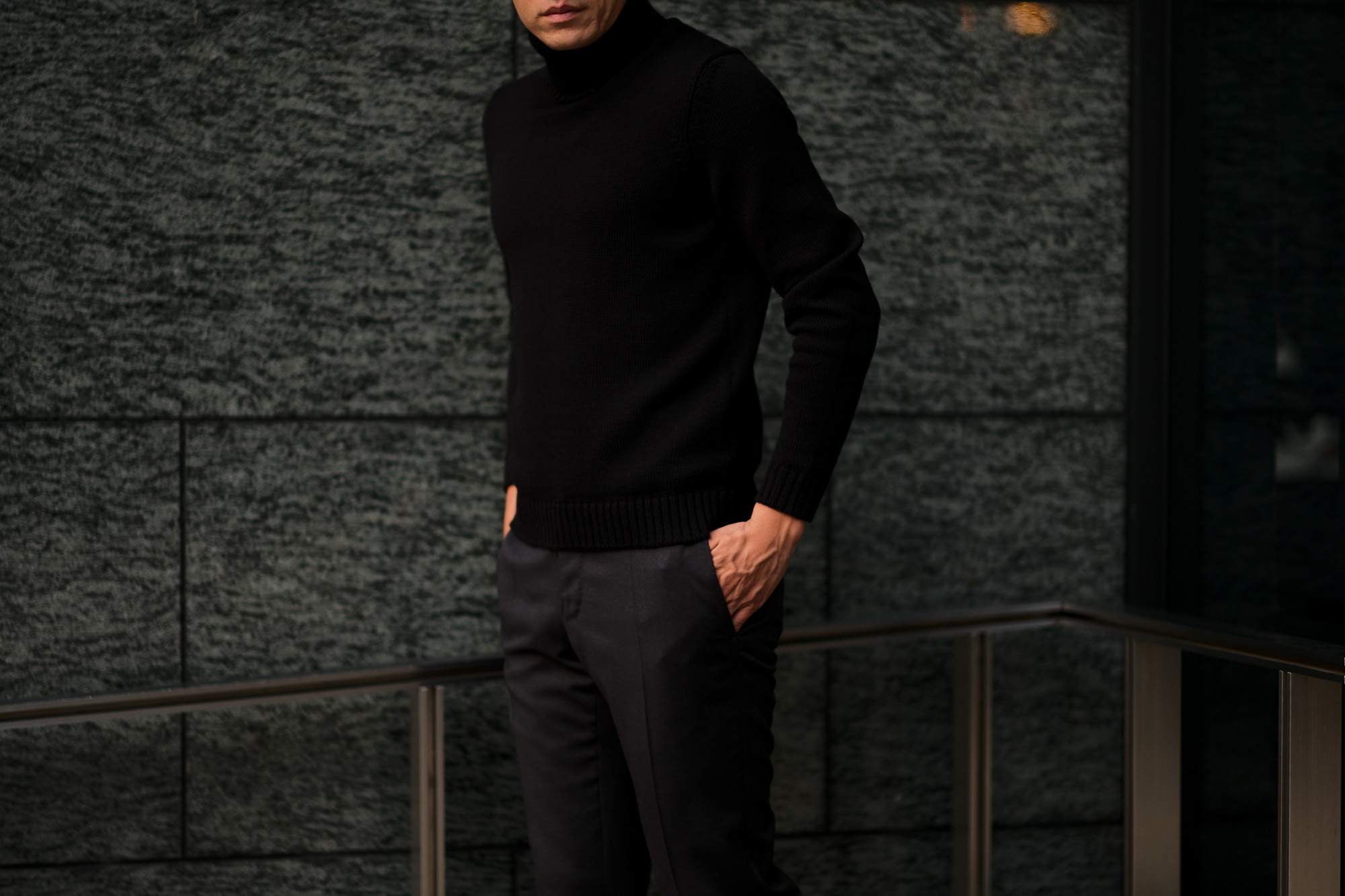 ZANONE (ザノーネ) Turtle Neck Sweater (タートルネックセーター) 810005 Z0229 VIRGIN WOOL 100% ミドルゲージ ウールニット セーター BLACK (ブラック・Z0015) made in italy (イタリア製) 2019 秋冬新作 【入荷済みとなります】【発売中】  zanone ニット クルーネック 愛知 名古屋 Alto e Diritto アルト エ デリット