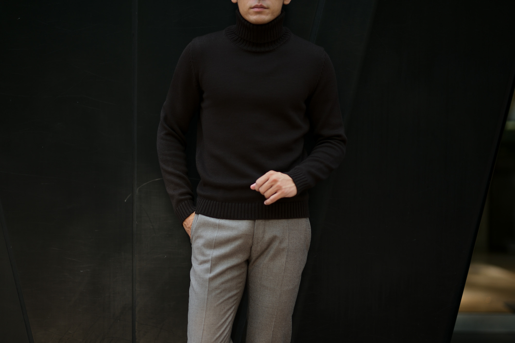 ZANONE (ザノーネ) Turtle Neck Sweater (タートルネックセーター) 810005 Z0229 VIRGIN WOOL 100% ミドルゲージ ウールニット セーター BROWN (ブラウン・Z5204) made in italy (イタリア製) 2019 秋冬新作 【入荷済みとなります】【発売中】  zanone ニット クルーネック 愛知 名古屋 Alto e Diritto アルト エ デリット