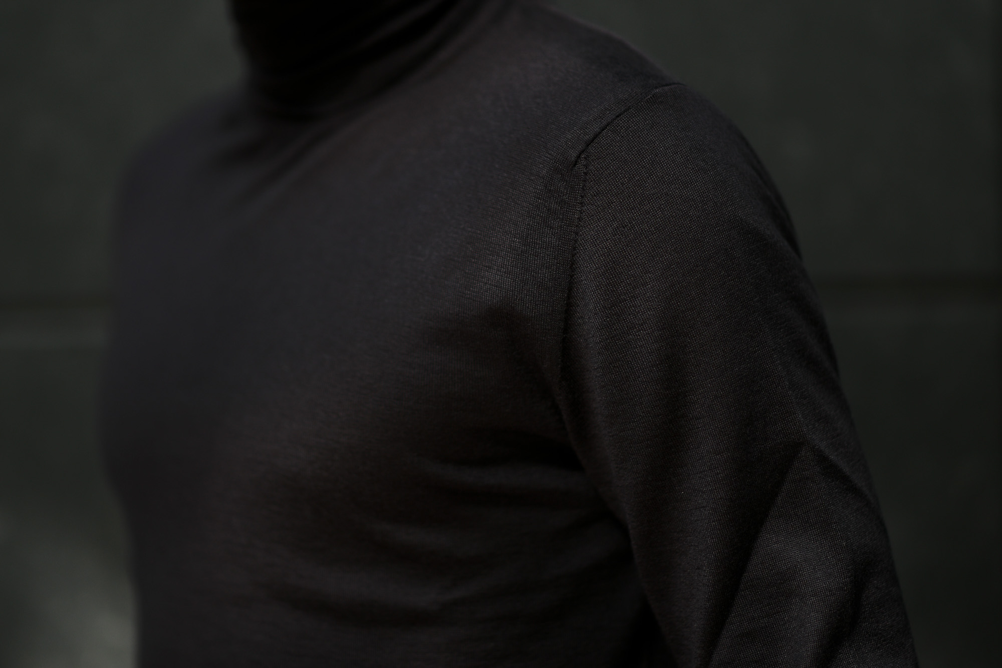 LAMBERTO LOSANI (ランベルト ロザーニ) Silk Cashmere Turtle Neck Sweater(シルクカシミア タートルネック セーター) ハイゲージ シルクカシミヤニット セーター BLACK (ブラック・901) made in italy (イタリア製) 2019 秋冬新作 lambertolosani altoediritto アルトエデリット 愛知 名古屋