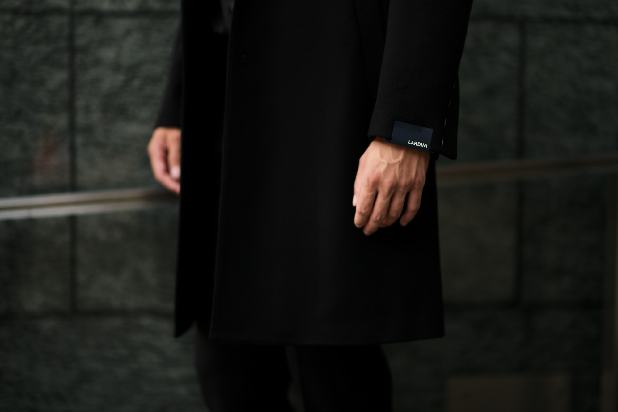 LARDINI (ラルディーニ) Cashmere Spolverino Chester coat (カシミヤ スポルベリーノ チェスターコート) カシミヤフラノ生地 シングル チェスターコート BLACK (ブラック・4) Made in italy (イタリア製) 2019 秋冬新作 愛知 名古屋 Altoediritto アルトエデリット コート ロングコート