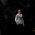 lucien pellat-finet (ルシアン ペラフィネ) Skull Cashmere Sweater (スカル カシミア セーター) インターシャ カシミア スカル セーター  FELT GRAY×BLACK (フェルト グレー×ブラック) made in scotland (スコットランド製) 2019 秋冬新作のイメージ