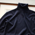 Cuervo(クエルボ) Sartoria Collection (サルトリア コレクション) John (ジョン) 12G WOOL (12ゲージウール) タートルネック セーター NAVY (ネイビー) MADE IN JAPAN (日本製) 2019 秋冬新作のイメージ