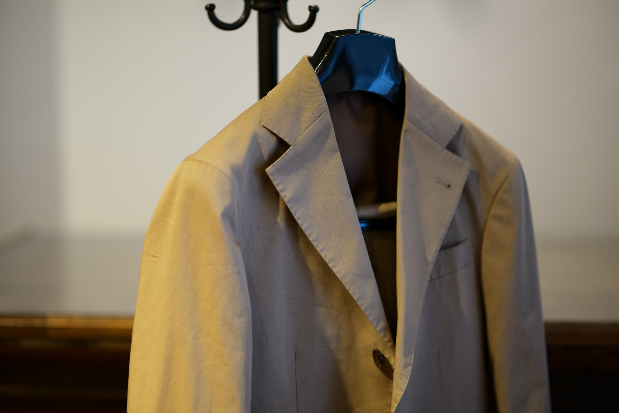 Cuervo (クエルボ) Sartoria Collection (サルトリア コレクション) Rooster (ルースター) ストレッチコットン スーツ BEIGE (ベージュ) MADE IN JAPAN (日本製) 2019【オーダー分入荷】愛知 名古屋 alto e diritto アルトエデリット