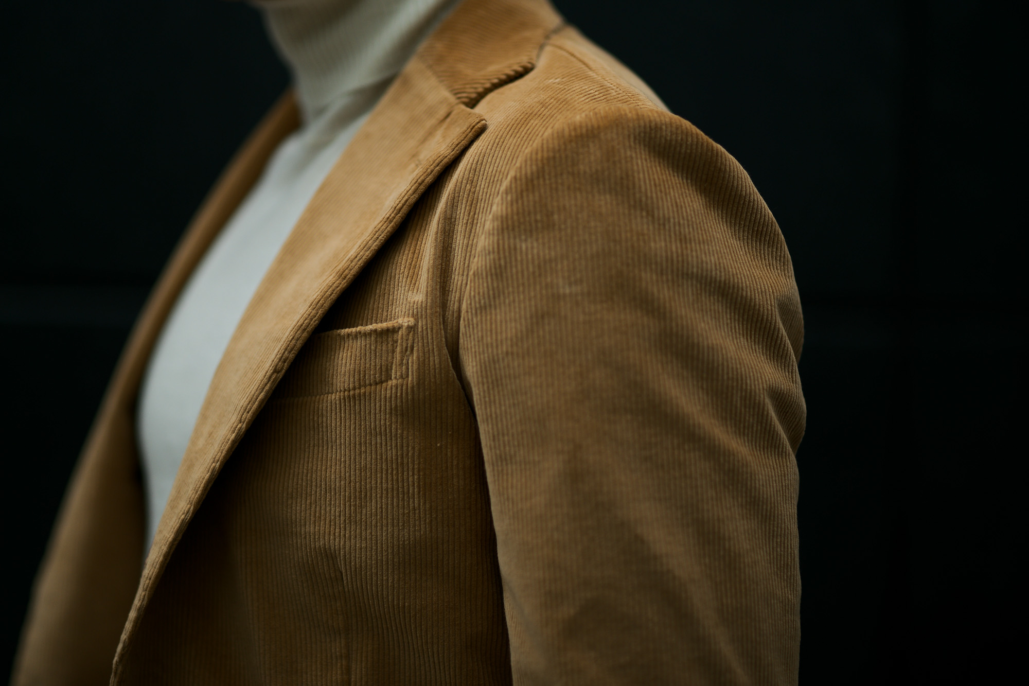 Cuervo (クエルボ) Sartoria Collection (サルトリア コレクション) Rooster (ルースター) STRETCH Corduroy ストレッチコーデュロイ スーツ BEIGE (ベージュ) MADE IN JAPAN (日本製) 2019 秋冬新作 【ご予約開始】 愛知 名古屋 altoediritto アルトエデリット オーダースーツ オーダー