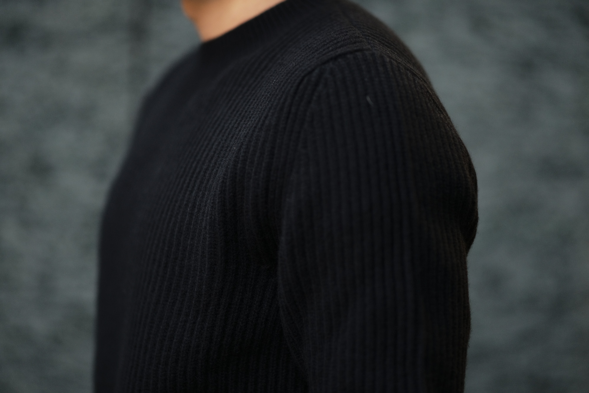 LAMBERTO LOSANI (ランベルト ロザーニ) Cashmere Crew Neck Sweater (カシミア クルーネック セーター) ローゲージ カシミアニット セーター BLACK (ブラック・0901) made in italy (イタリア製) 2019 秋冬新作 lambertolosani ランベルトロザーニ 愛知 名古屋 altoediritto アルトエデリット