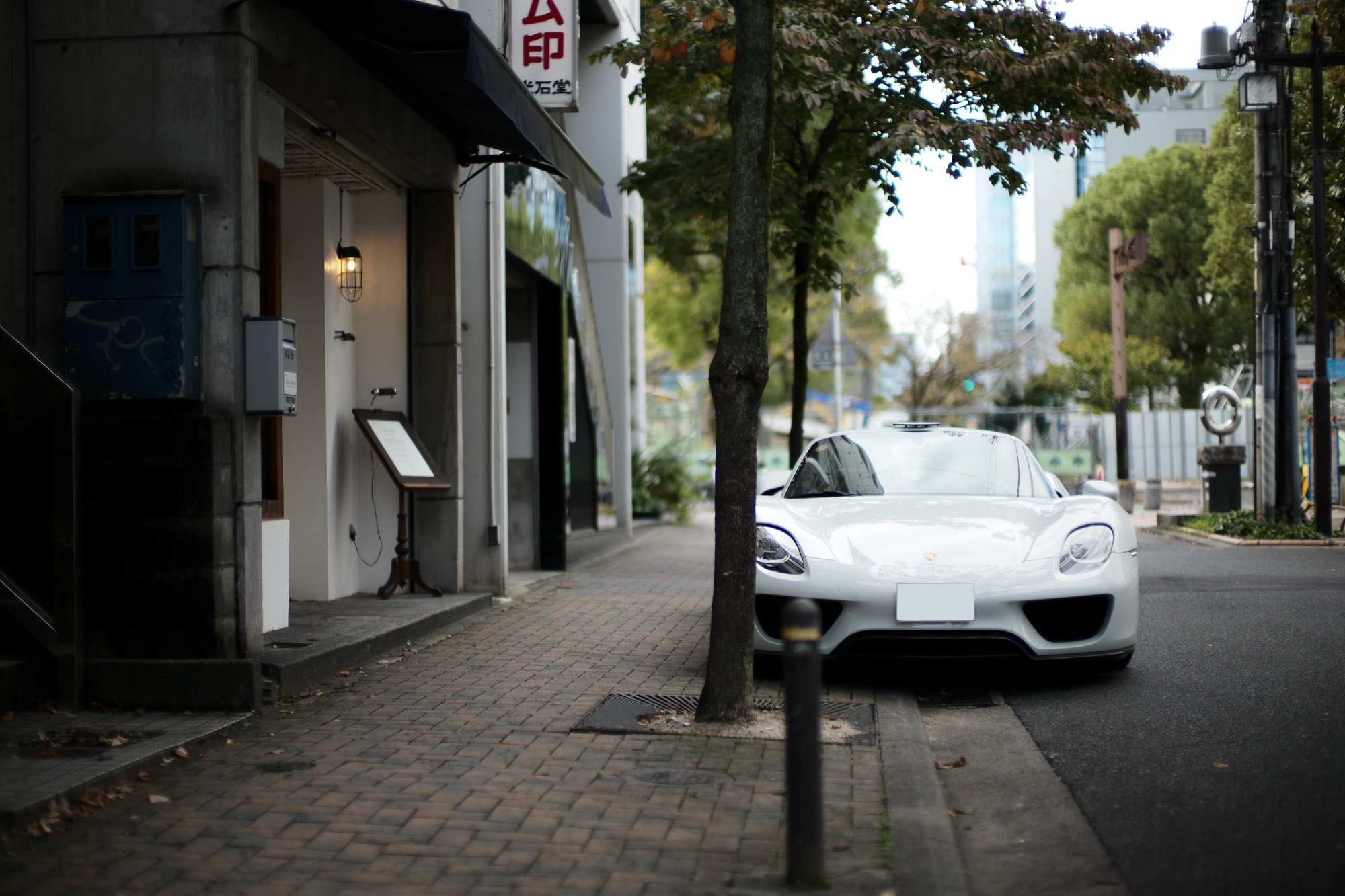 Porsche 918 Spyder ポルシェ 918スパイダー ハイブリッド車 ポルシェ917 スーパーカー PHV搭載 最高速度345km/h 最高出力887馬力 4.6リッターV8気筒 918台 限定販売 稀少価値 愛知 名古屋 altoediritto アルトエデリット