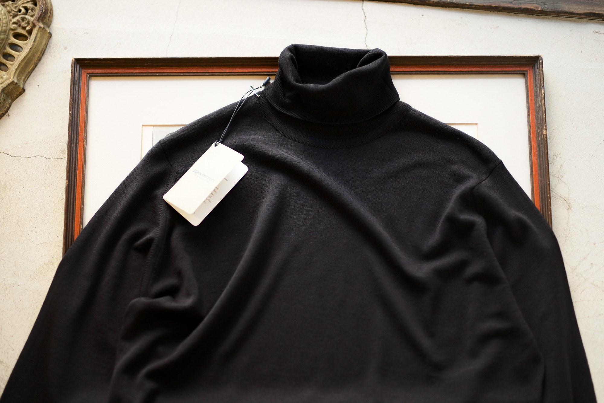 JOHN SMEDLEY 30G Merino Wool タートルネックセータ